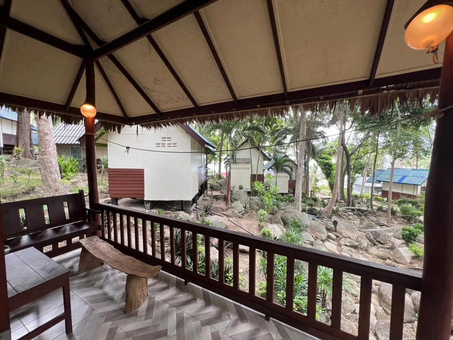 Smile Bungalow Bottle Beach