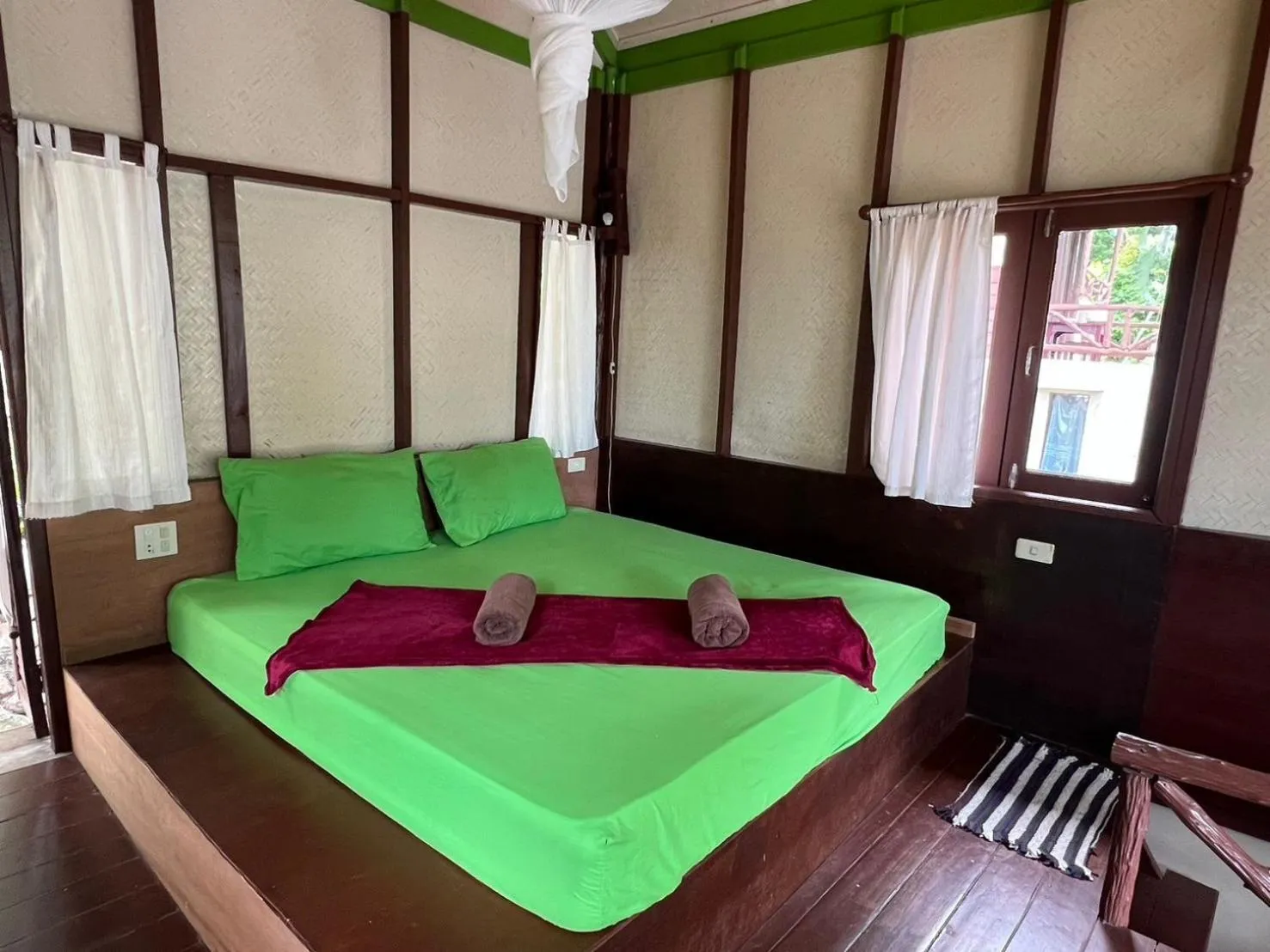 Bed in Smile Bungalow Bottle Beach