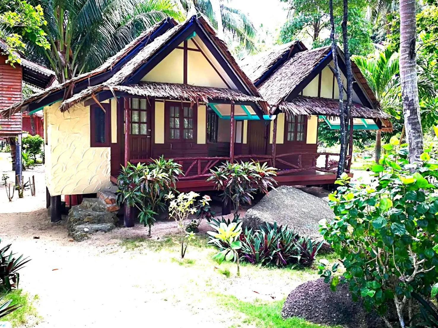 Property building in Smile Bungalow Bottle Beach