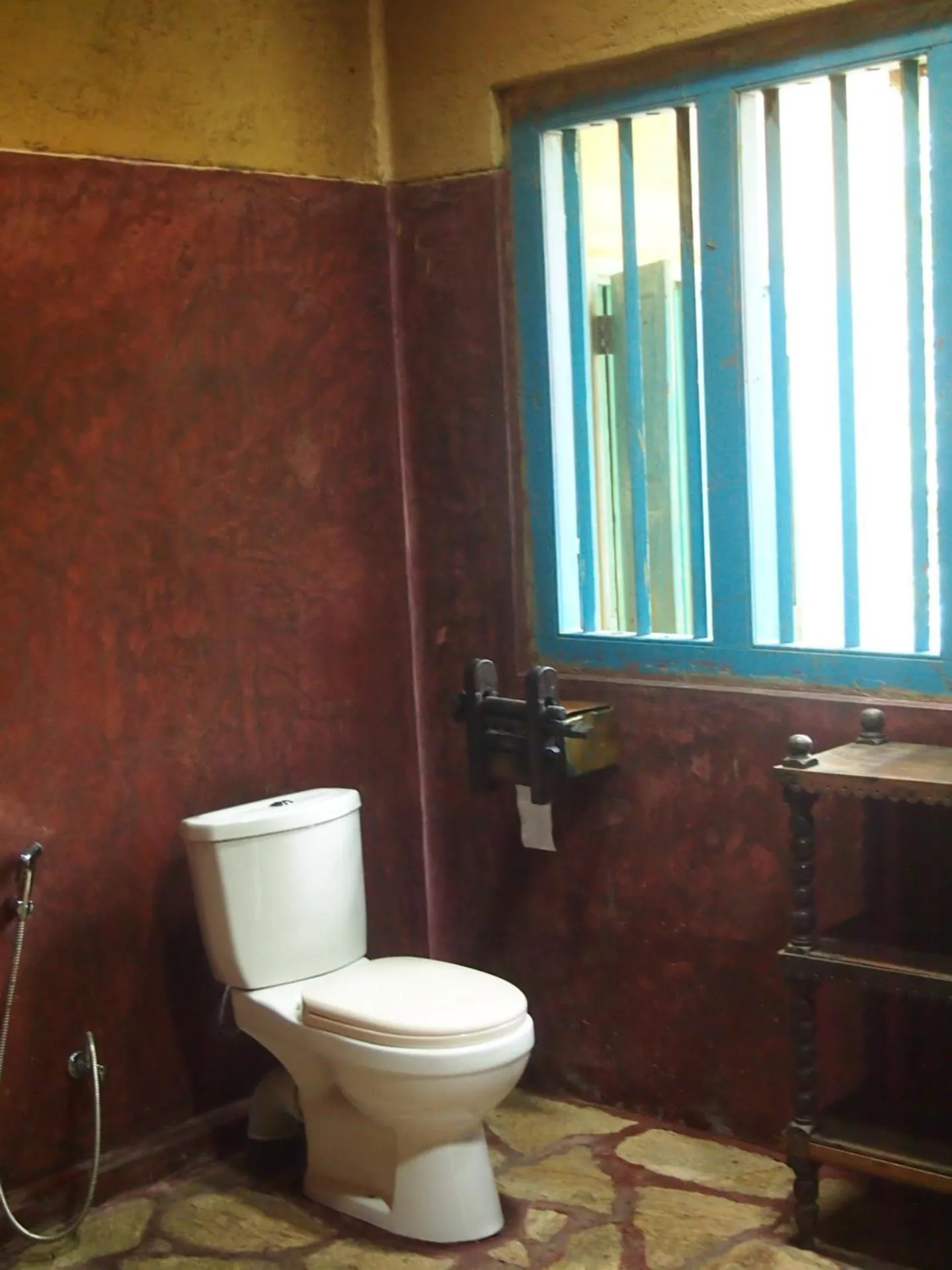 Bathroom in The Kandy Samadhicentre