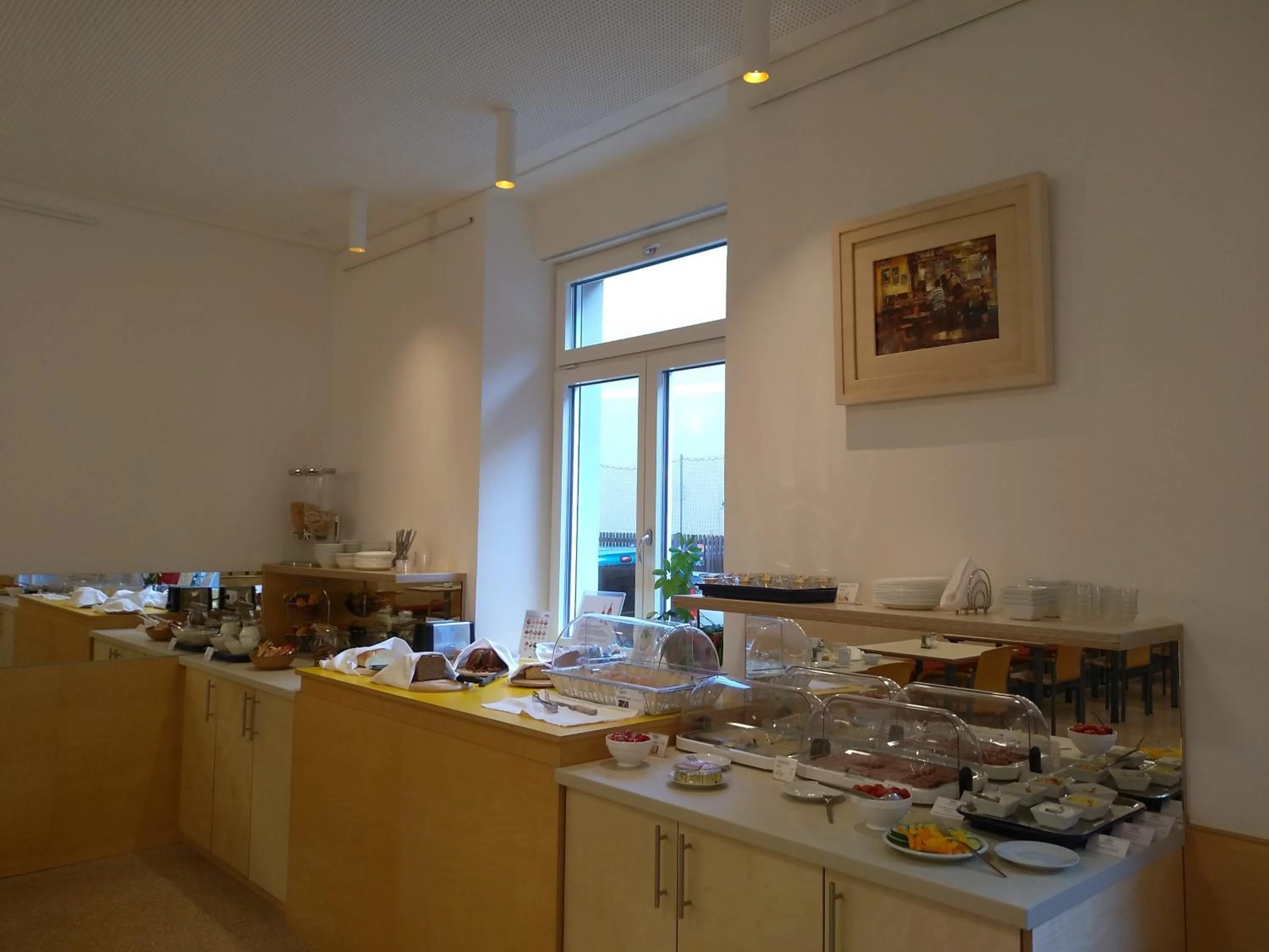 Buffet breakfast in Haus Mobene - Hotel Garni