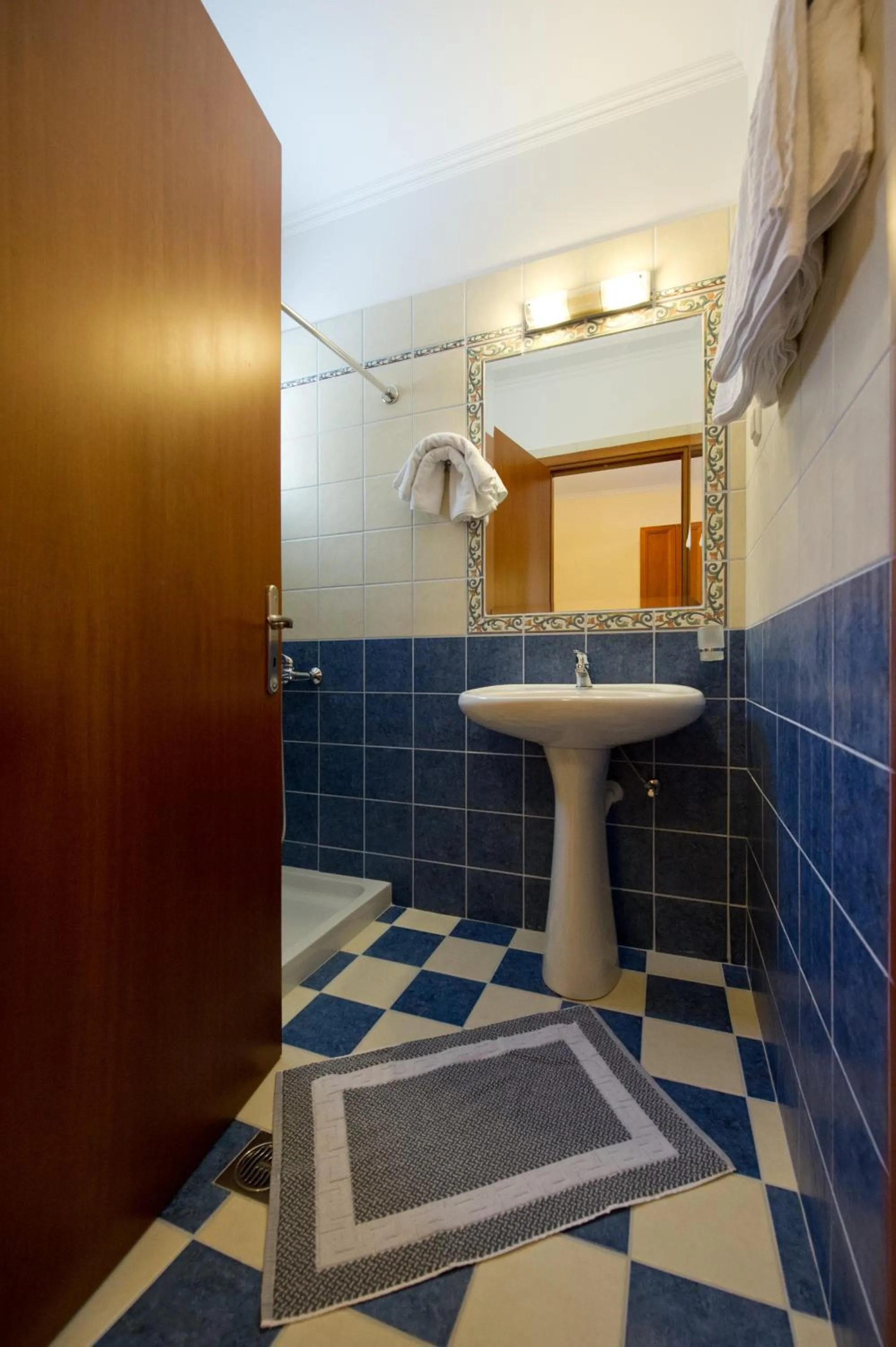 Shower in Villa Diamond 2
