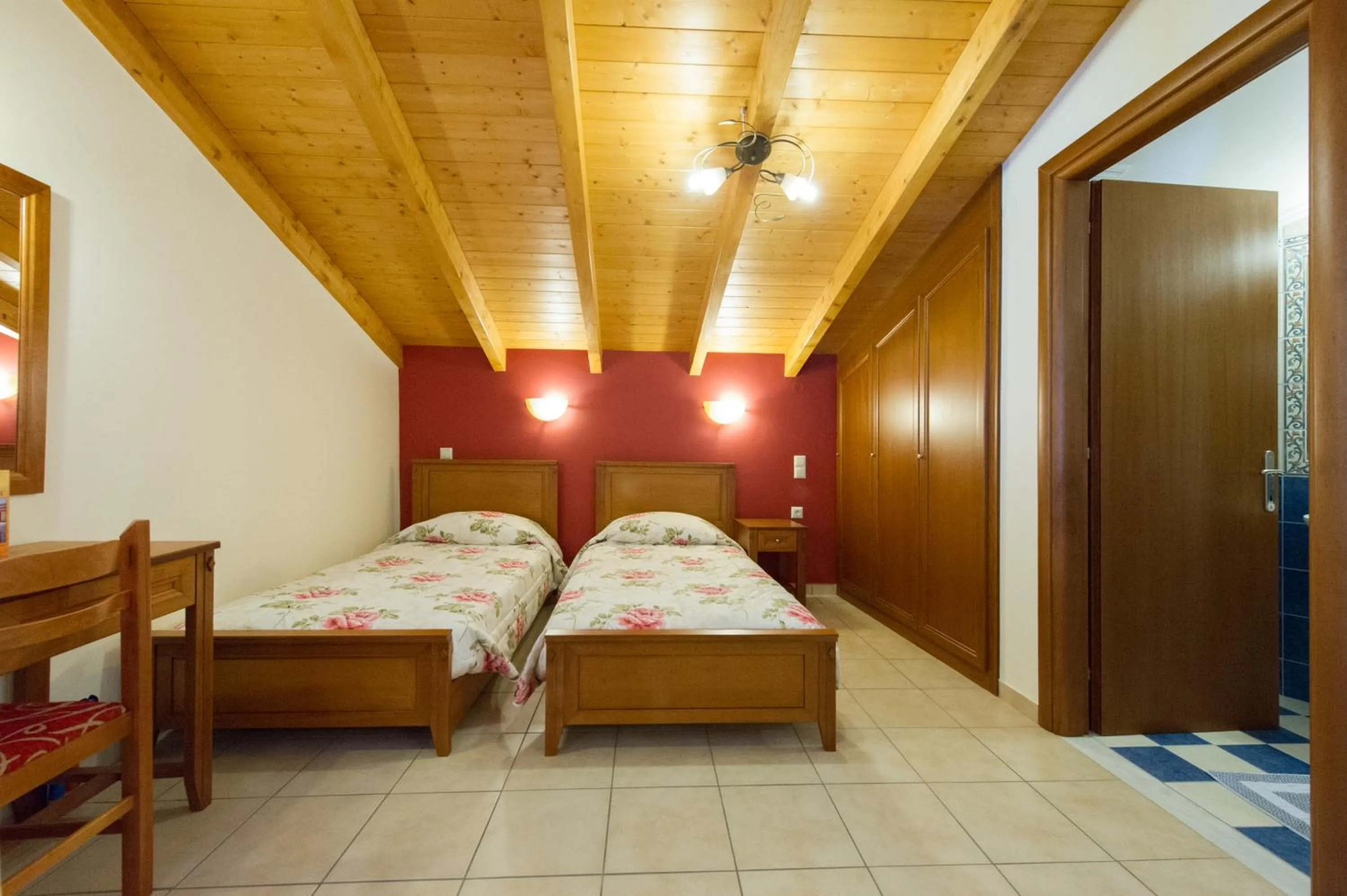 Toilet, Bed in Villa Diamond 2