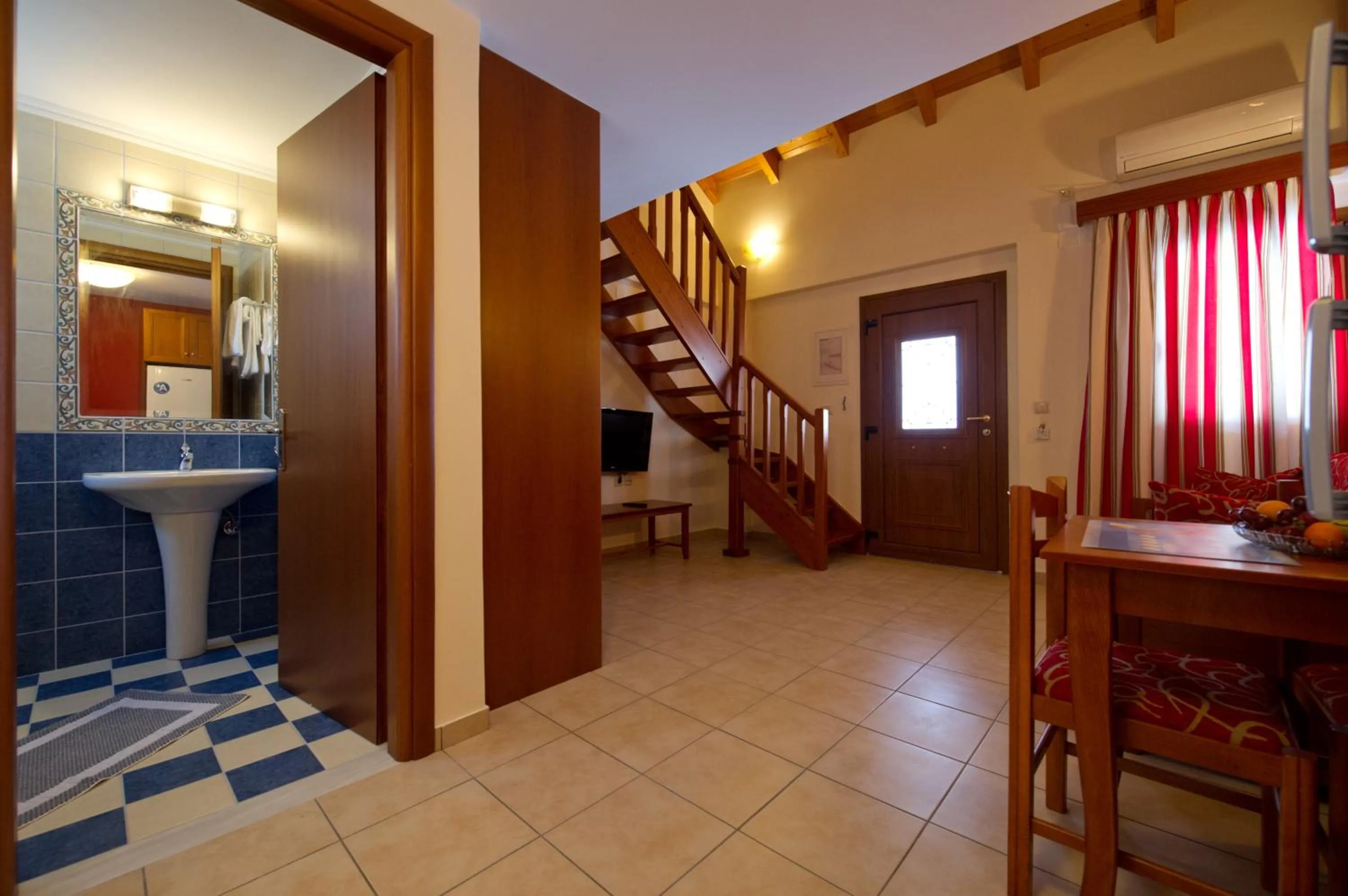 Toilet in Villa Diamond 2