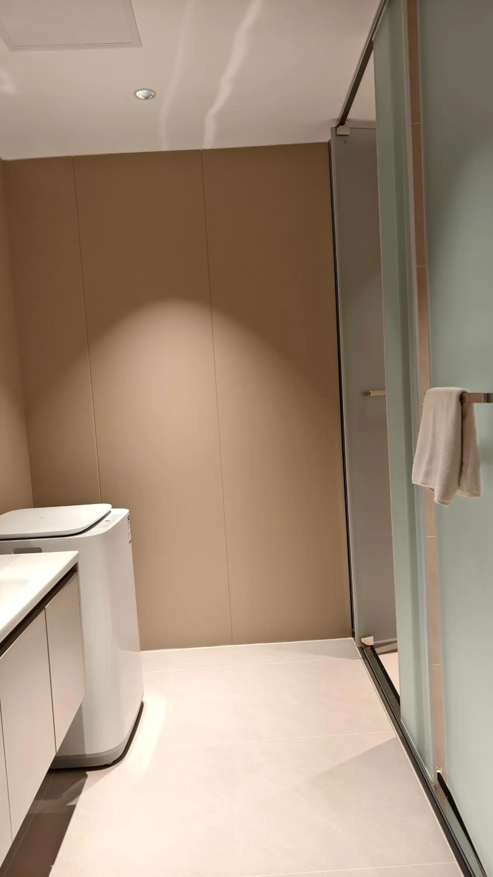 Bathroom in HeeFun Apartment GZ -Poly World Trading Center-walking distance to Canton Fair