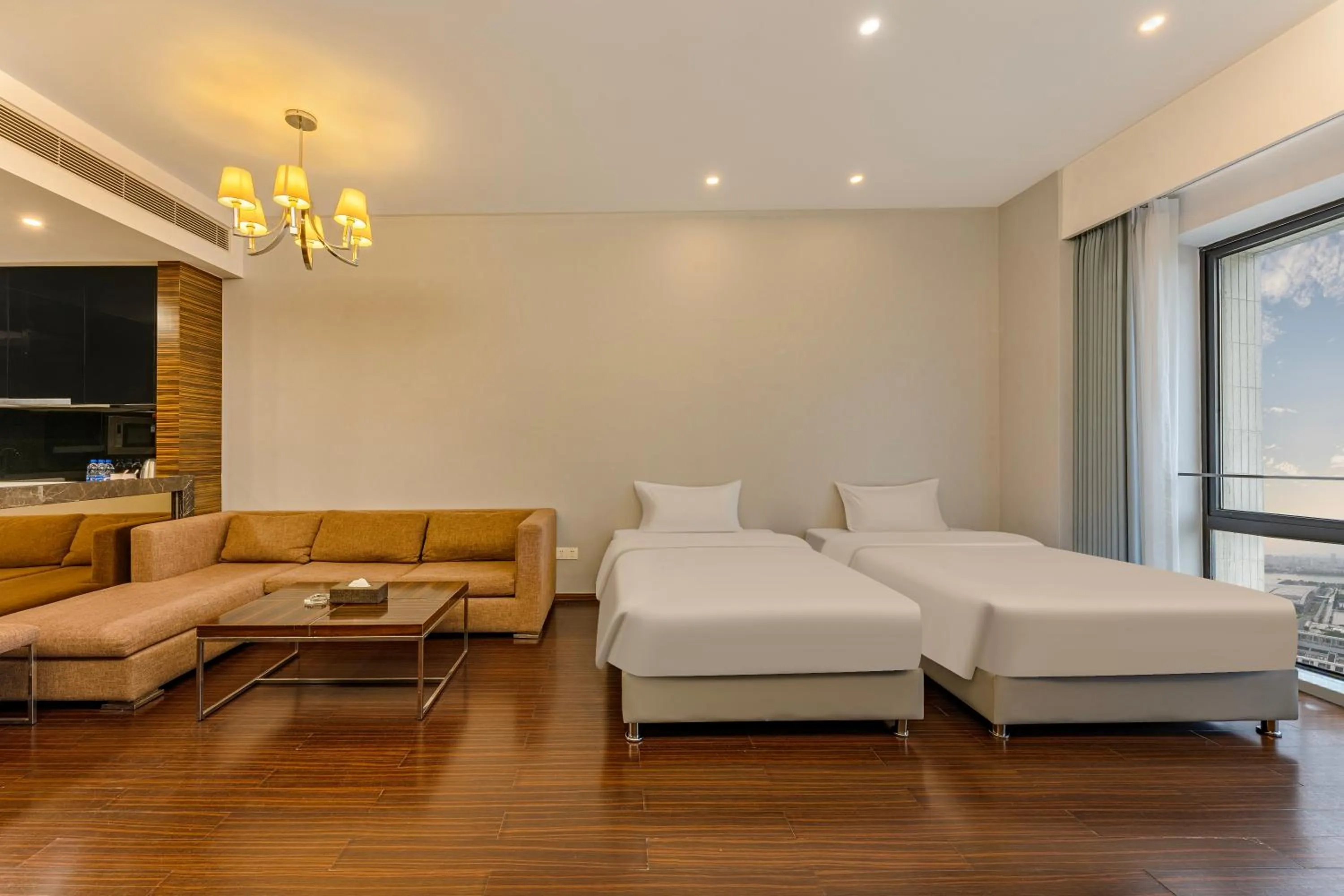 Photo of the whole room, Bed in HeeFun Apartment GZ -Poly World Trading Center-walking distance to Canton Fair