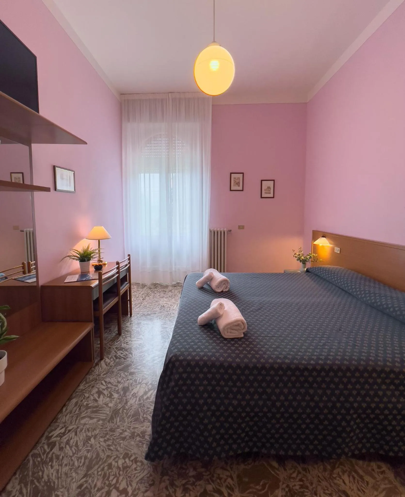 Bed in Hotel Benacus Torri del Benaco