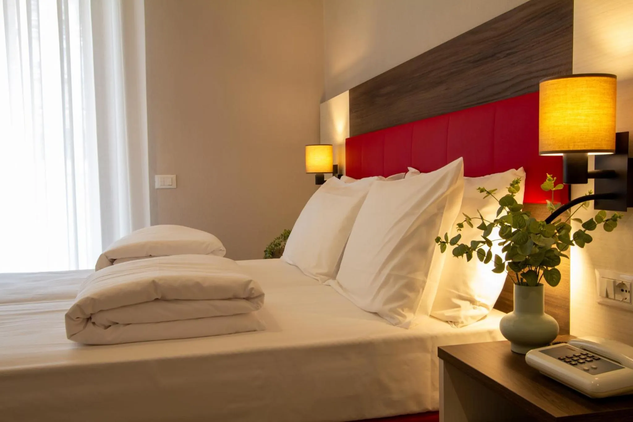 Bed in Hotel Benacus Torri del Benaco