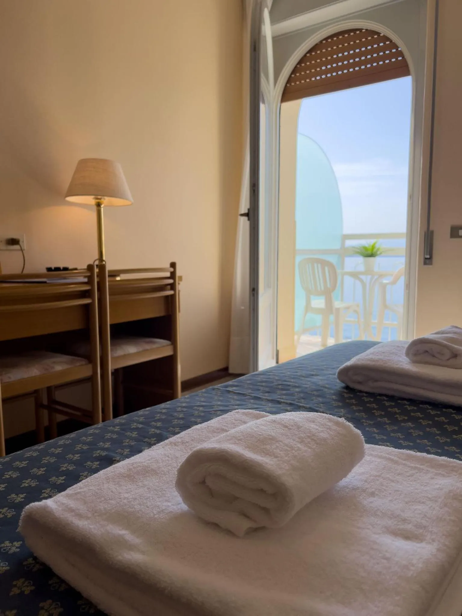 Bed in Hotel Benacus Torri del Benaco