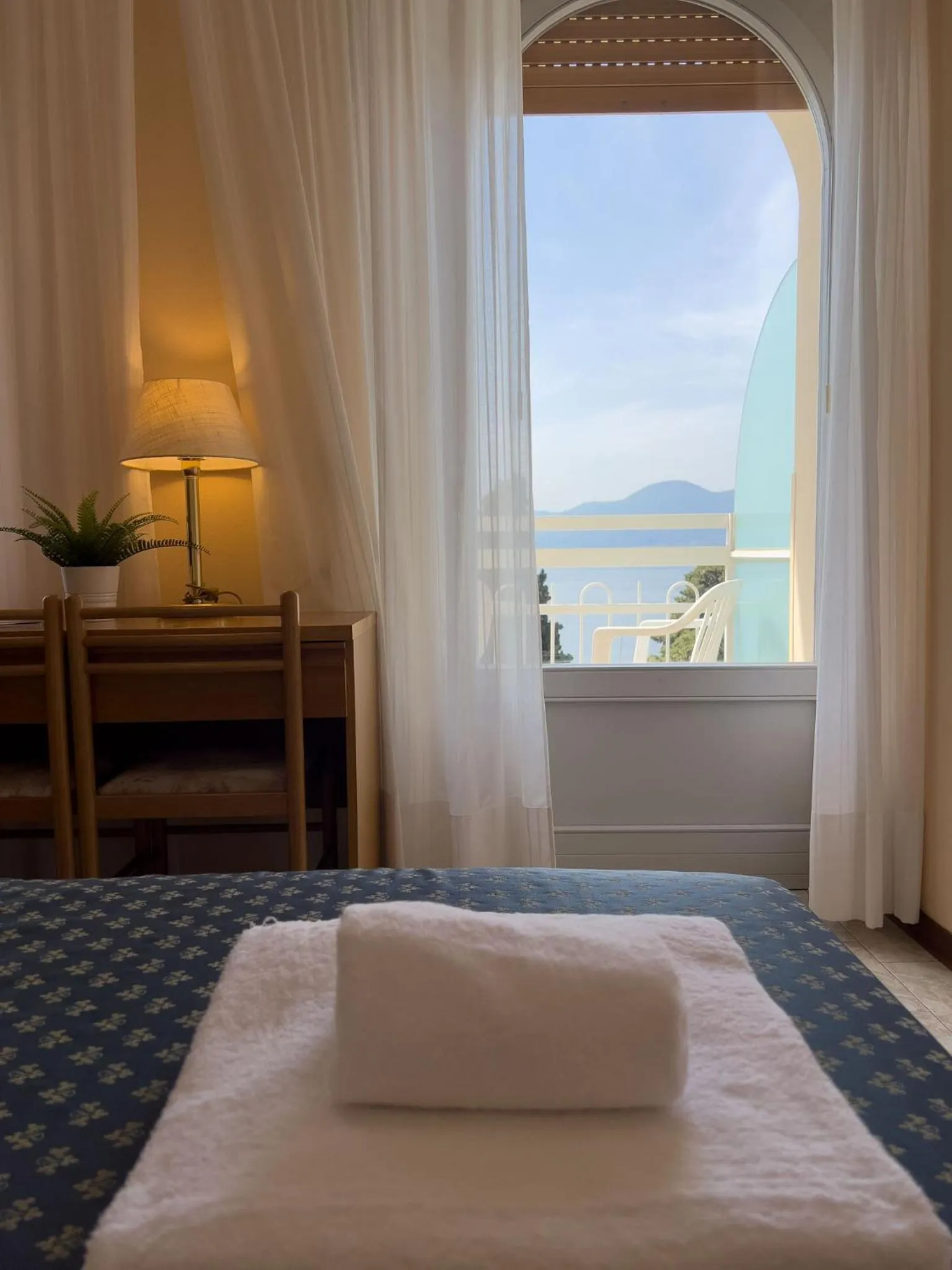 Bed in Hotel Benacus Torri del Benaco