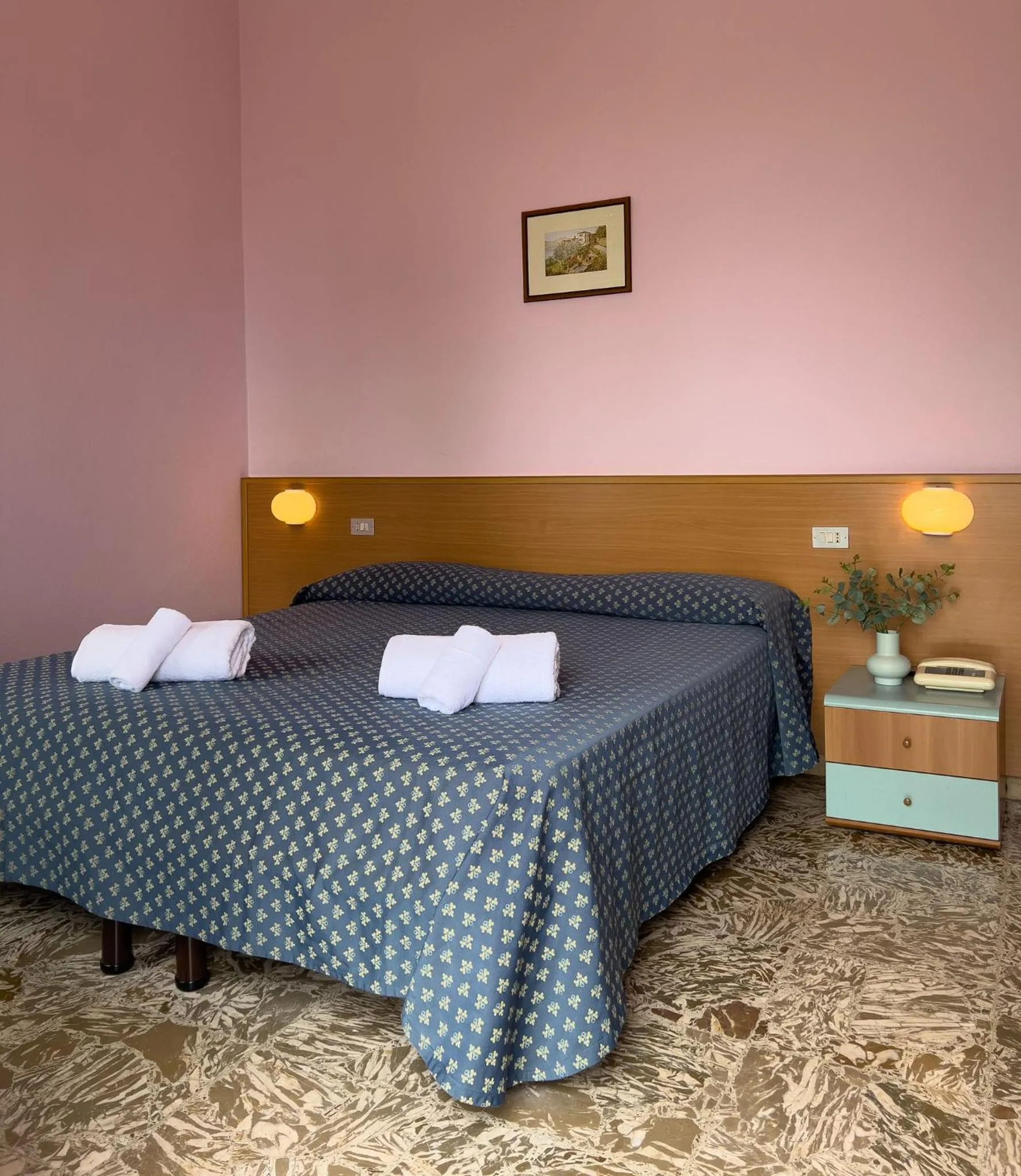 Bed in Hotel Benacus Torri del Benaco