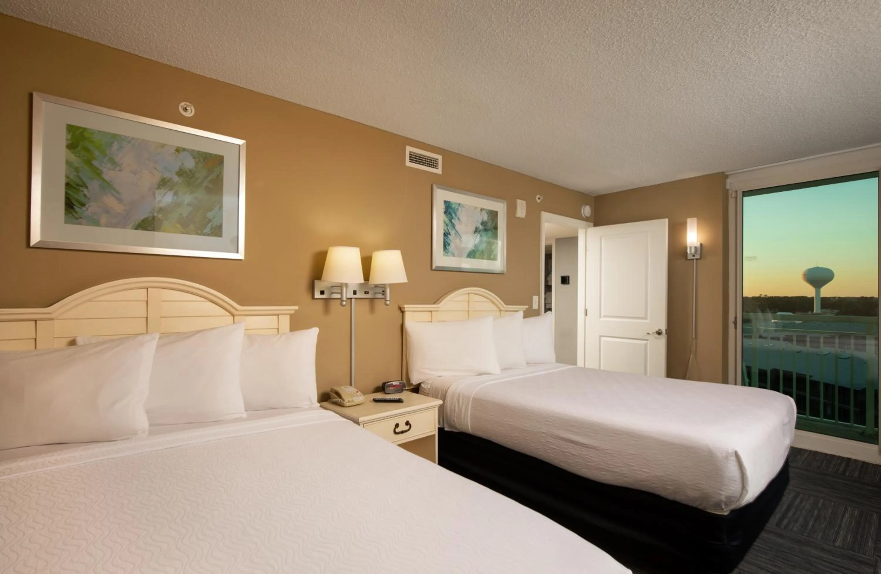 Bedroom, Bed in Avista Resort