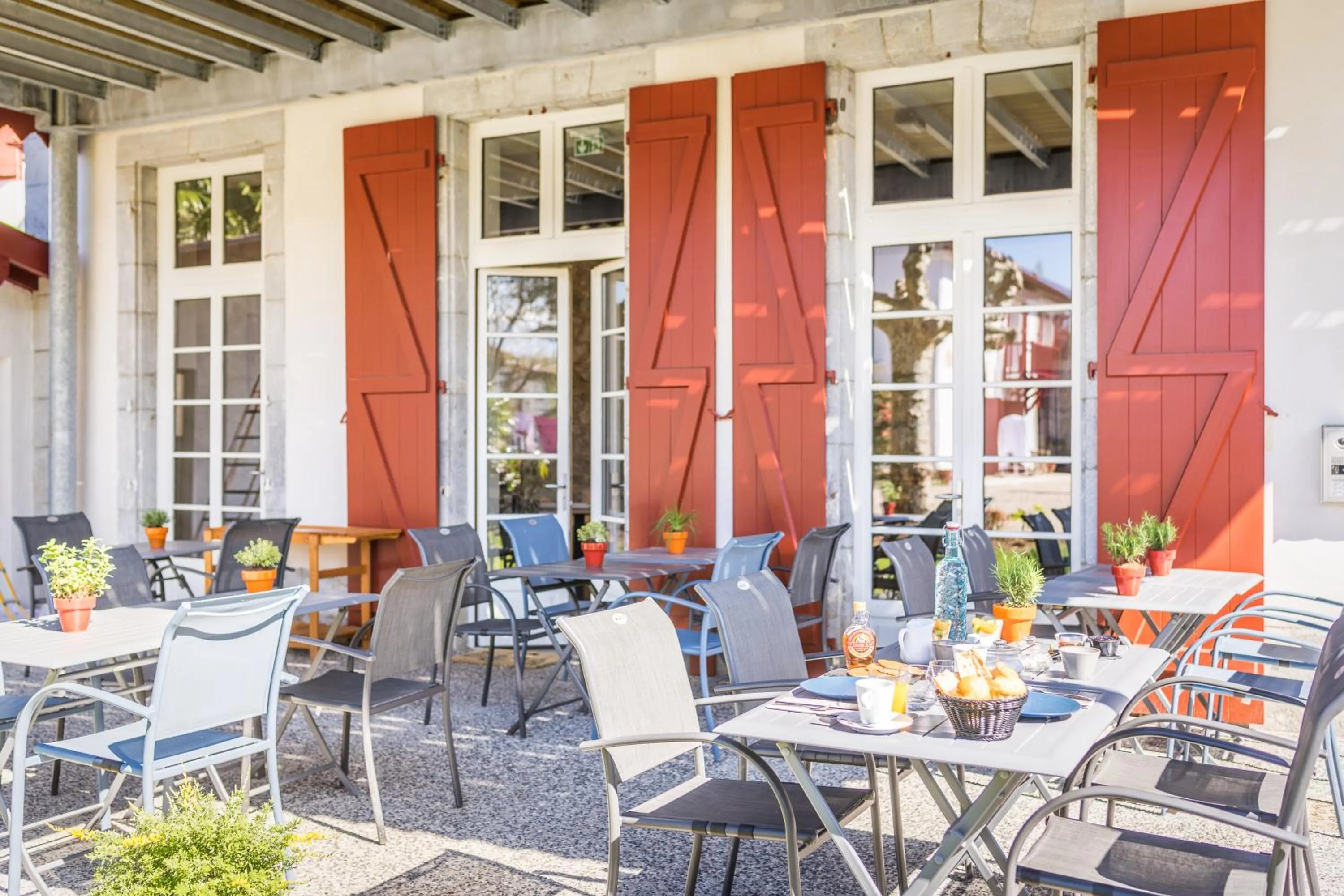 Jondoni Laurendi Kanbo