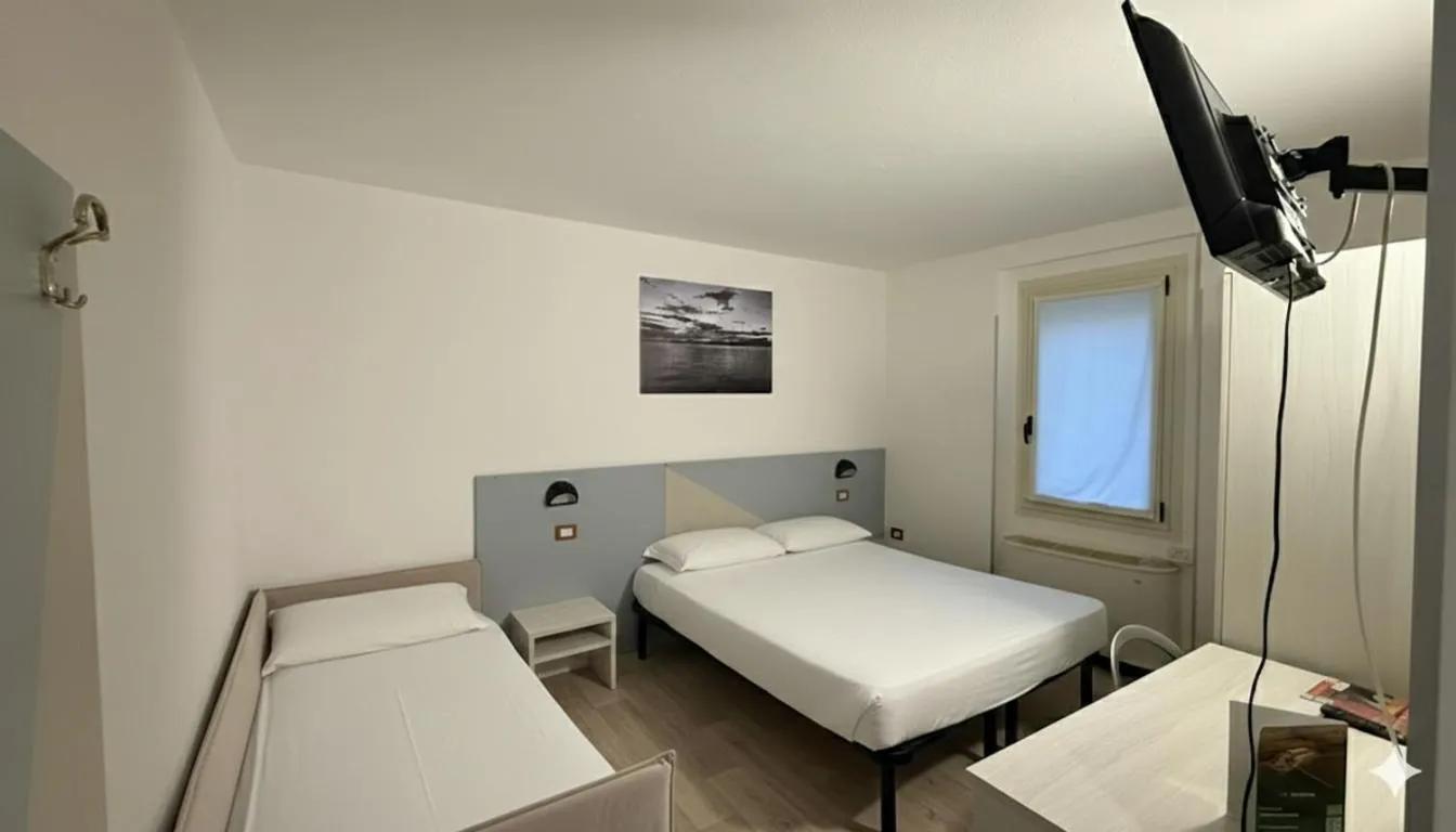Bedroom, Bed in Hotel Bel Sito Peschiera