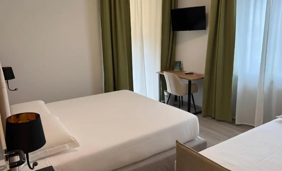 Bedroom, Bed in Hotel Bel Sito Peschiera