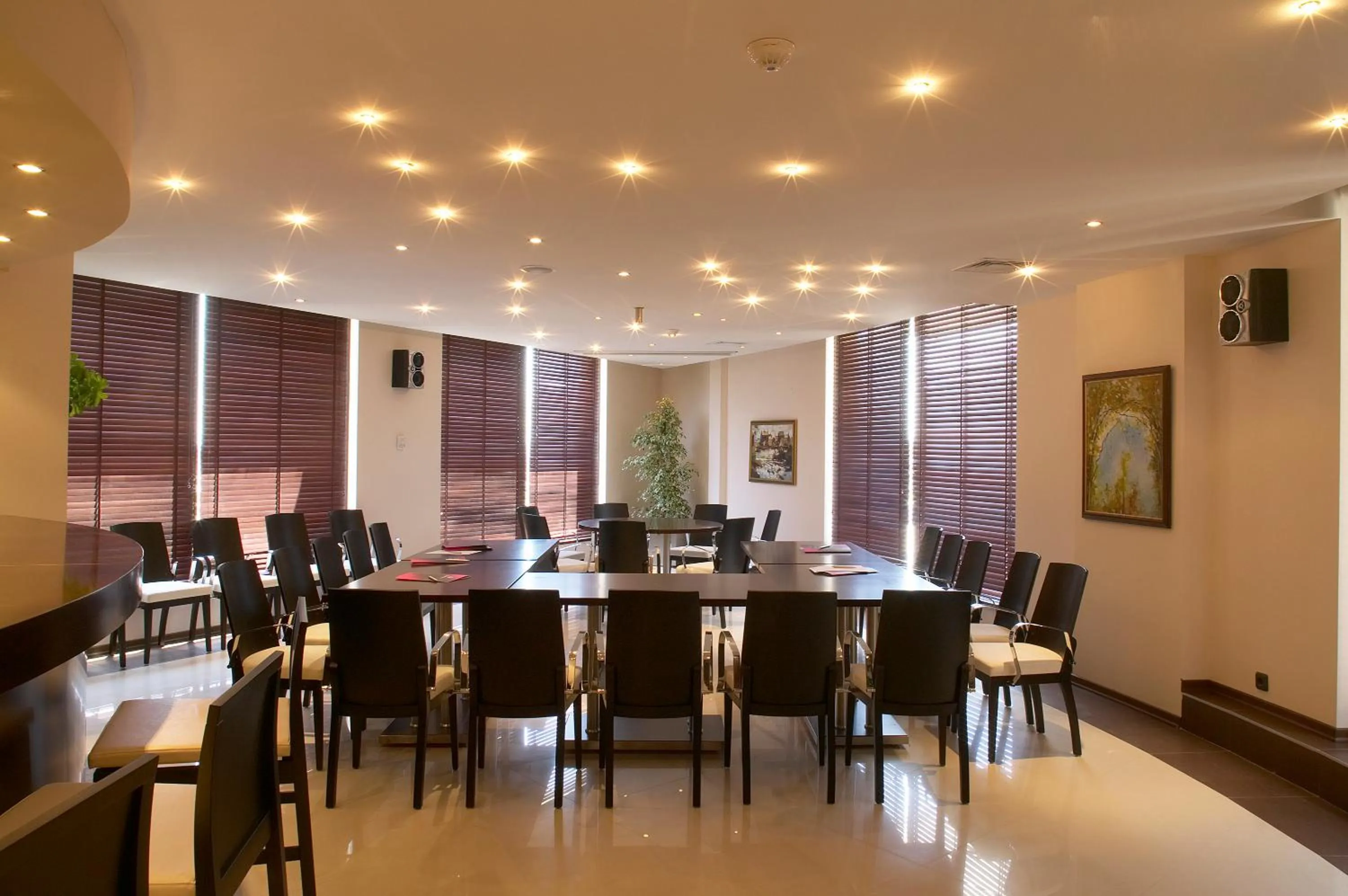 Business facilities in Park Hotel Green Europe