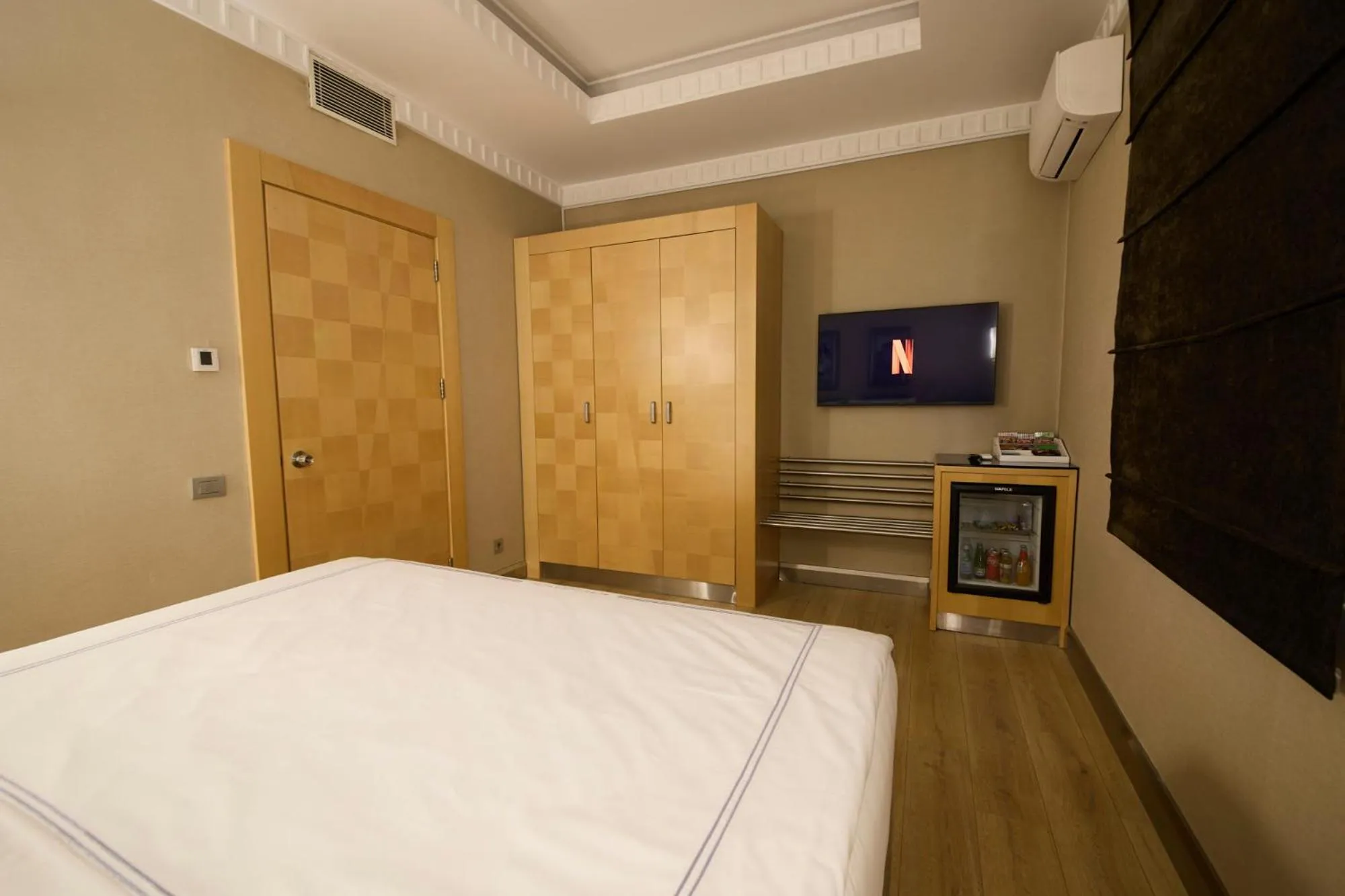 TV and multimedia, Bed in Metropolitan Hotels Ankara