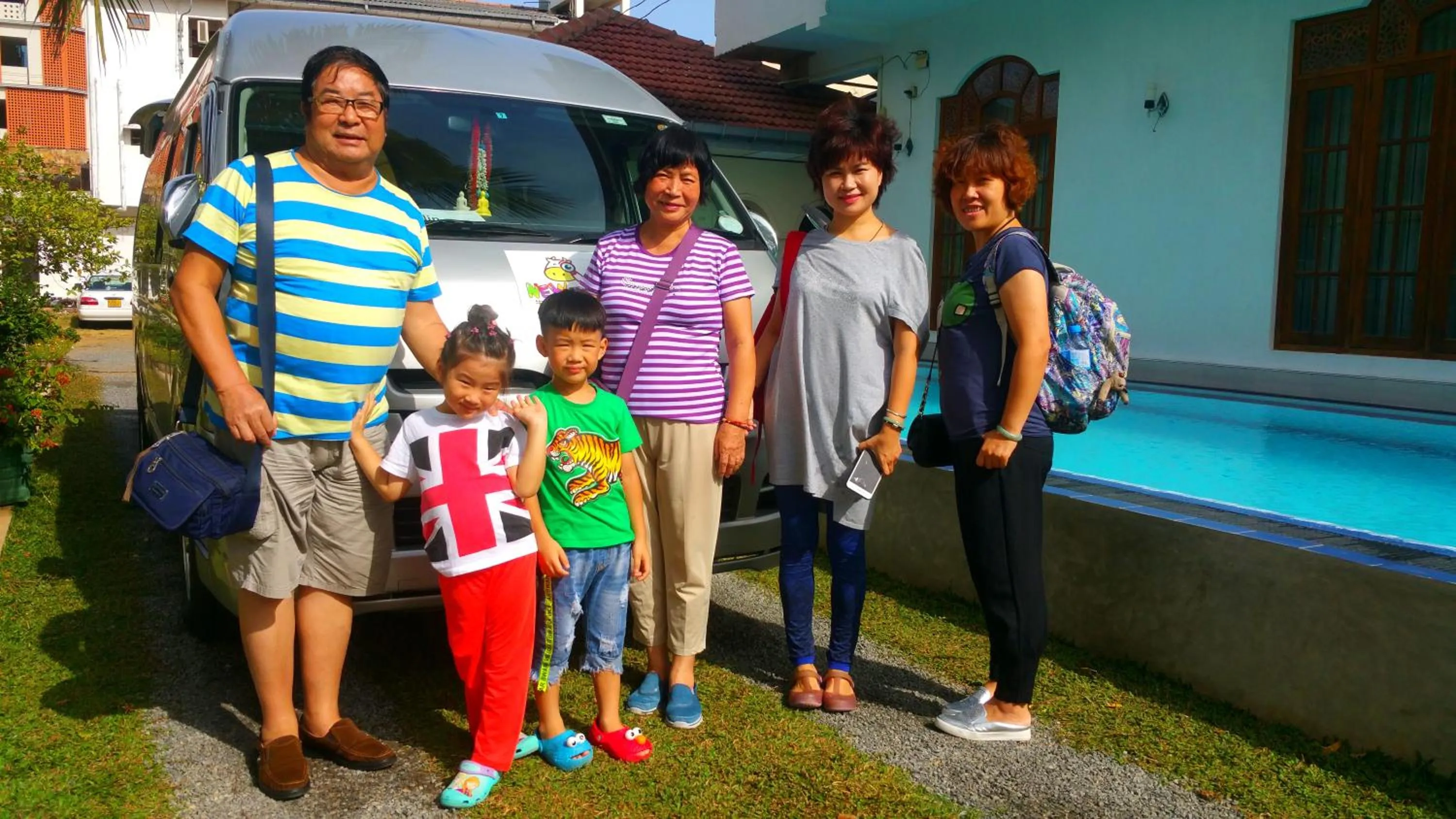 Garden in Holiday Fashion Inn