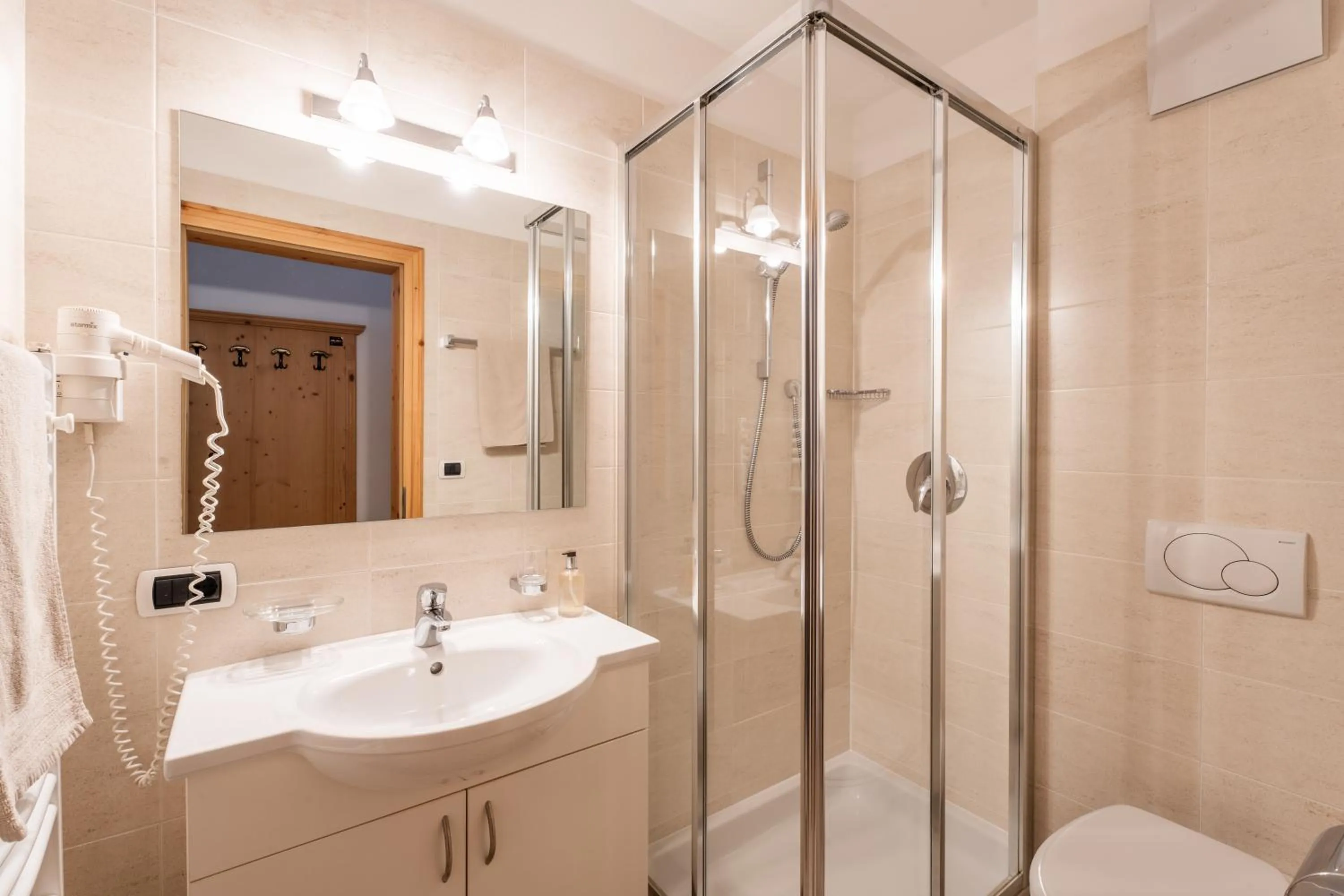 Shower in Residence Cesa Ladina