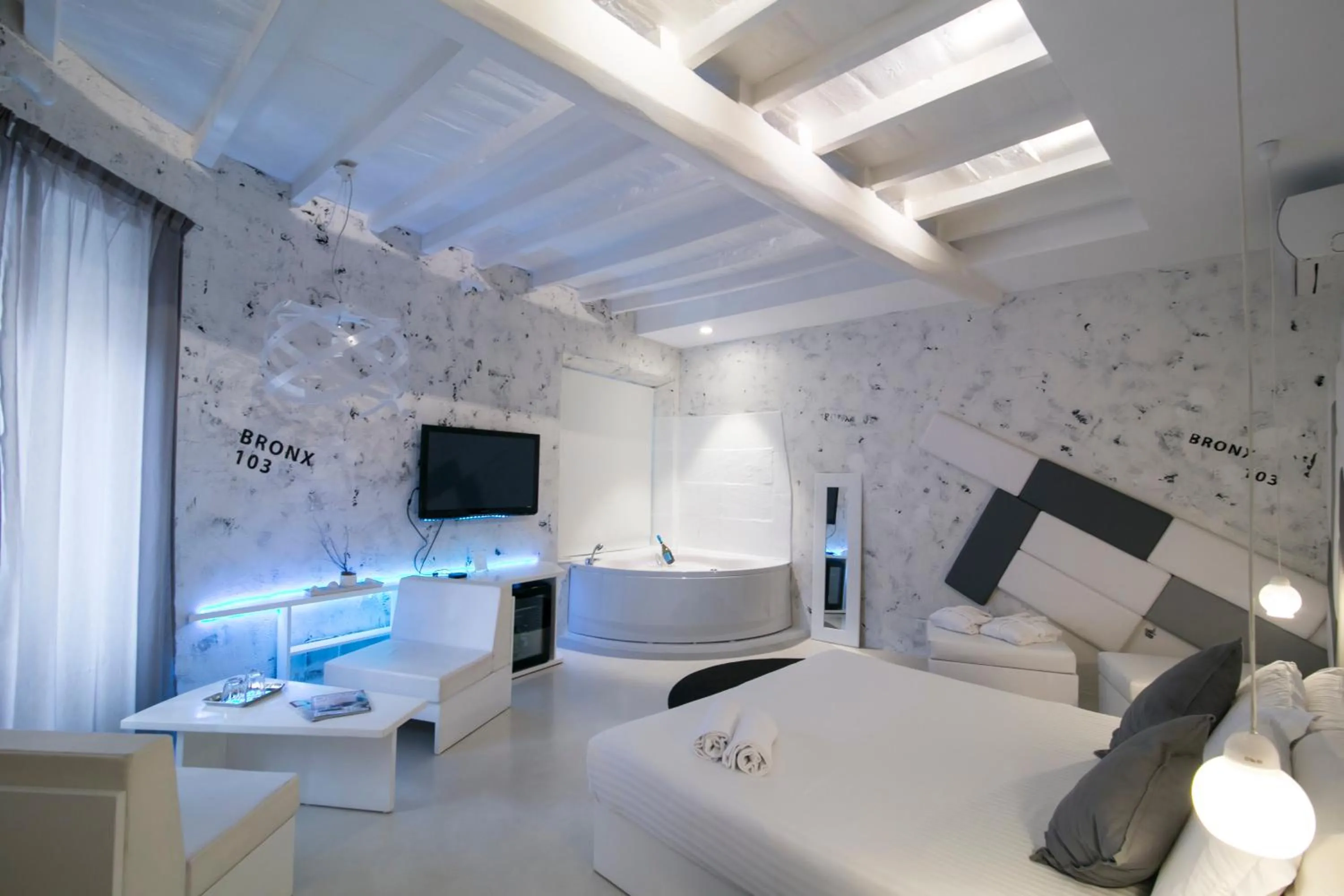 Design&Art Pie' - Elegant Rooms Near the Pantheon, Calm & Central Stay