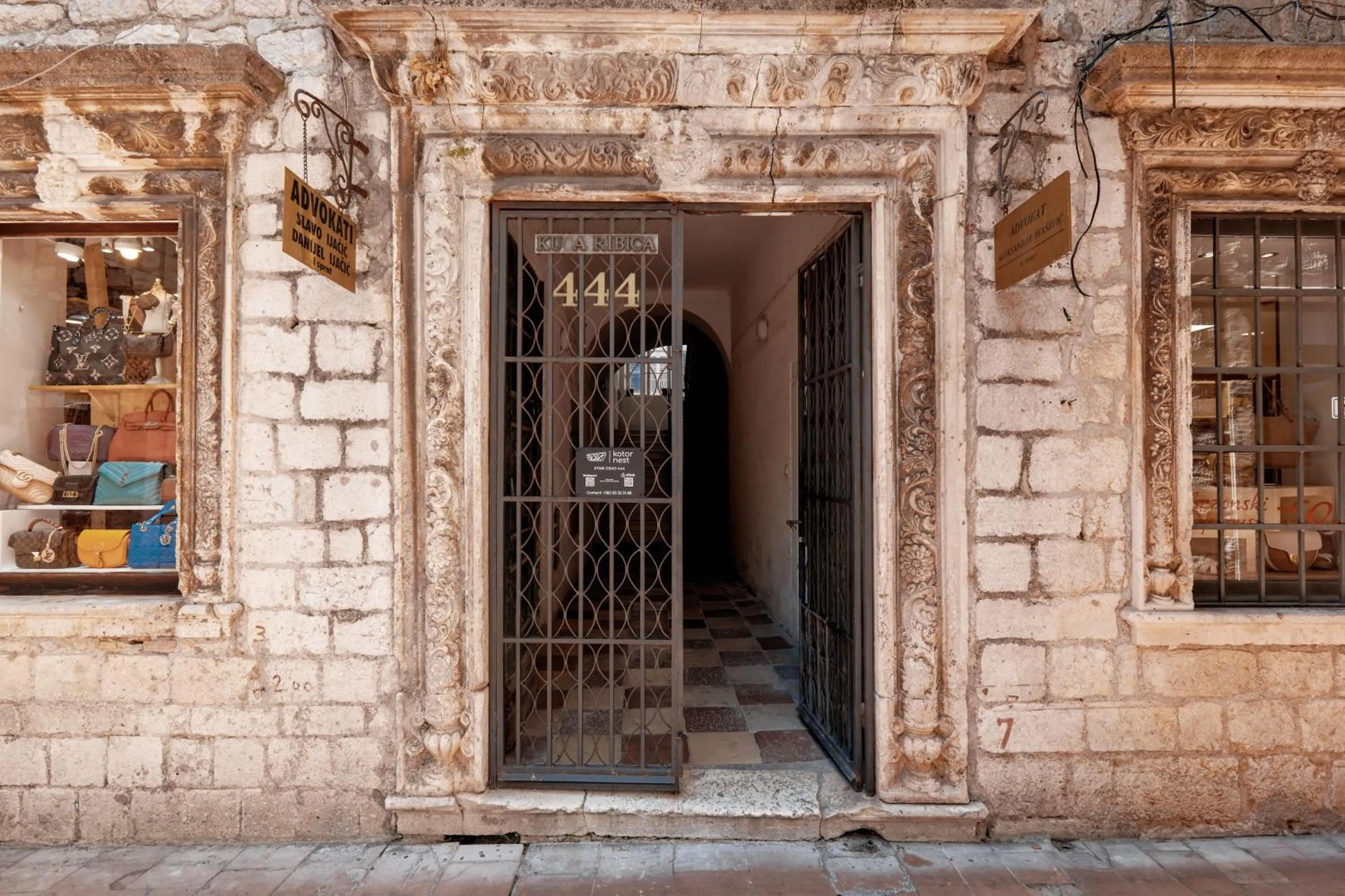Facade/entrance in Kotor Nest