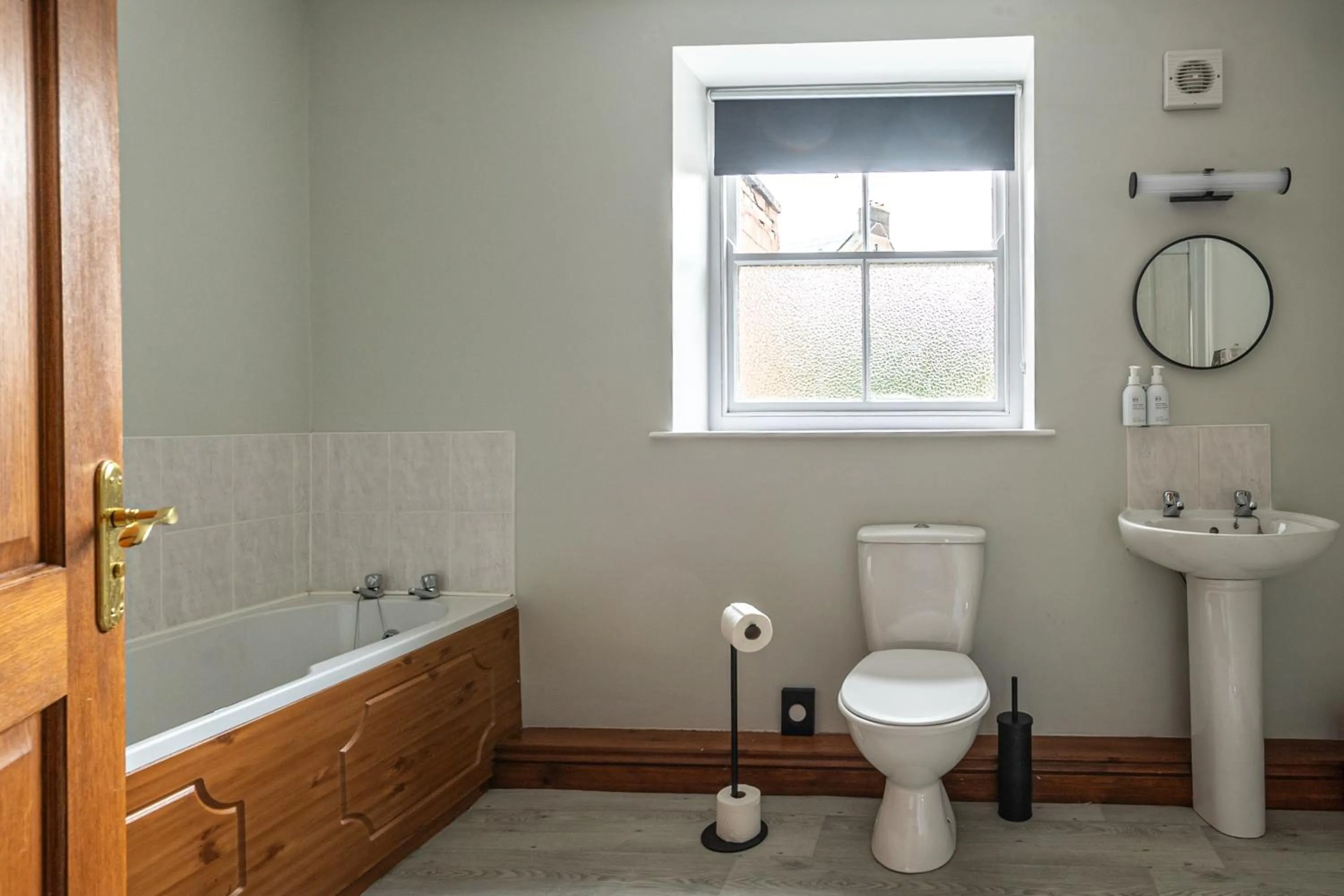 Bathroom in The Kings Arms Temple Sowerby