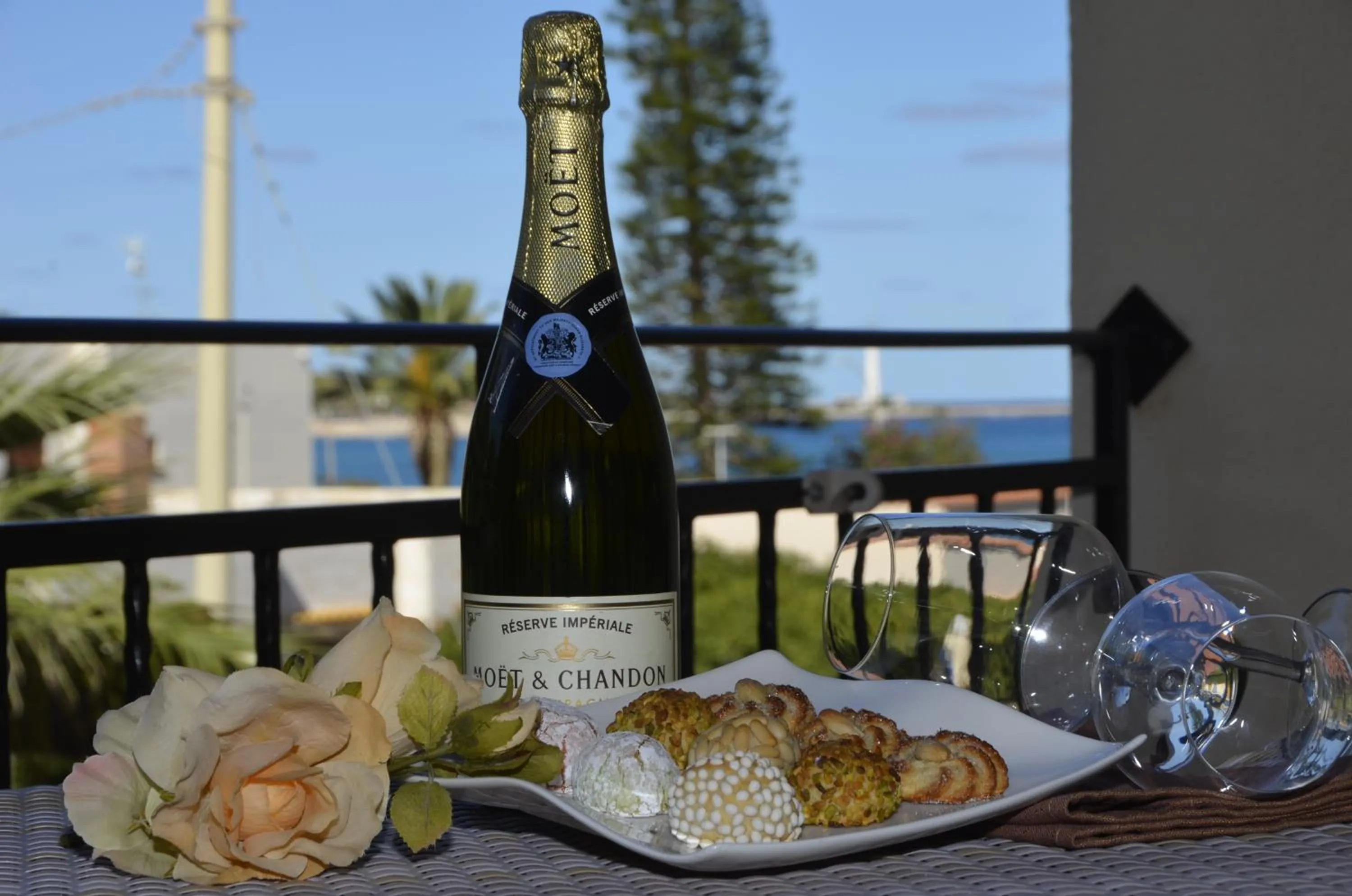 Food and drinks in Krimar Hotel