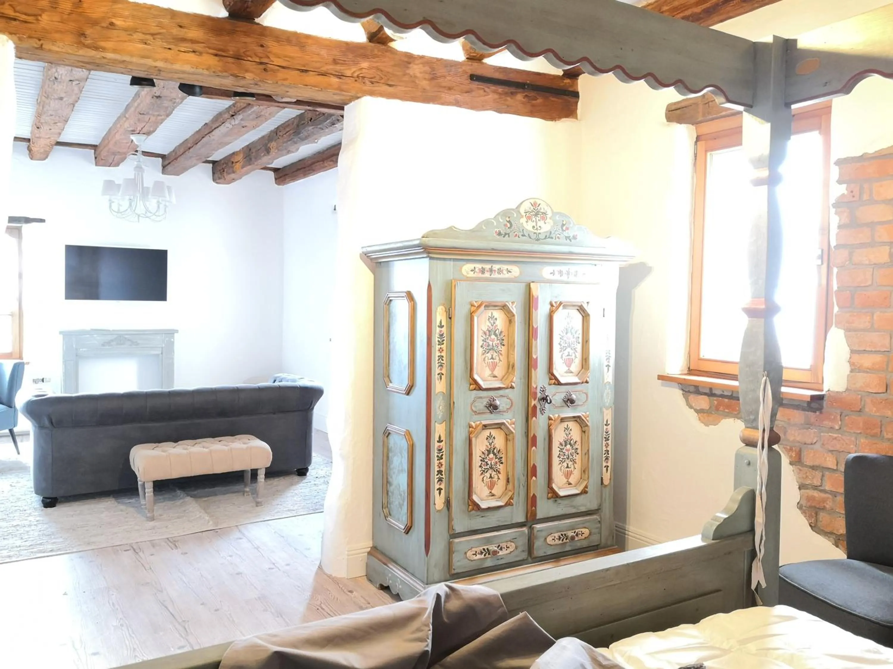 TV and multimedia in LANDHOTEL 1707 by Landgasthof Zickler