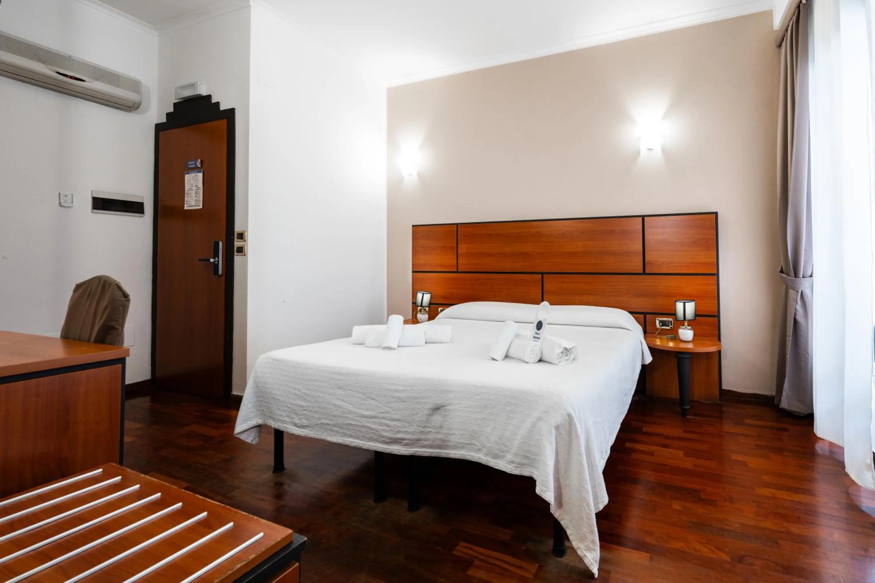 Bedroom, Bed in Hotel City Center