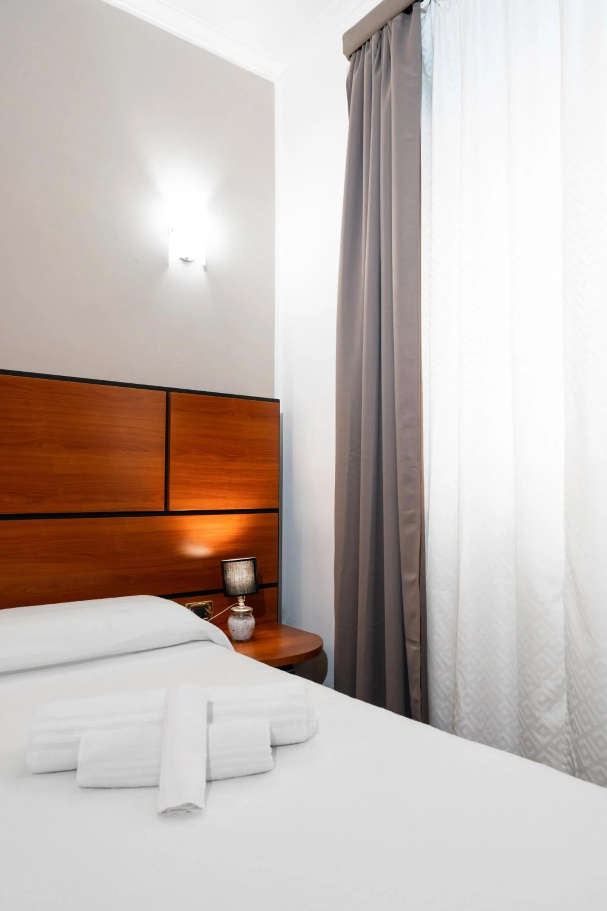 Bed in Hotel City Center