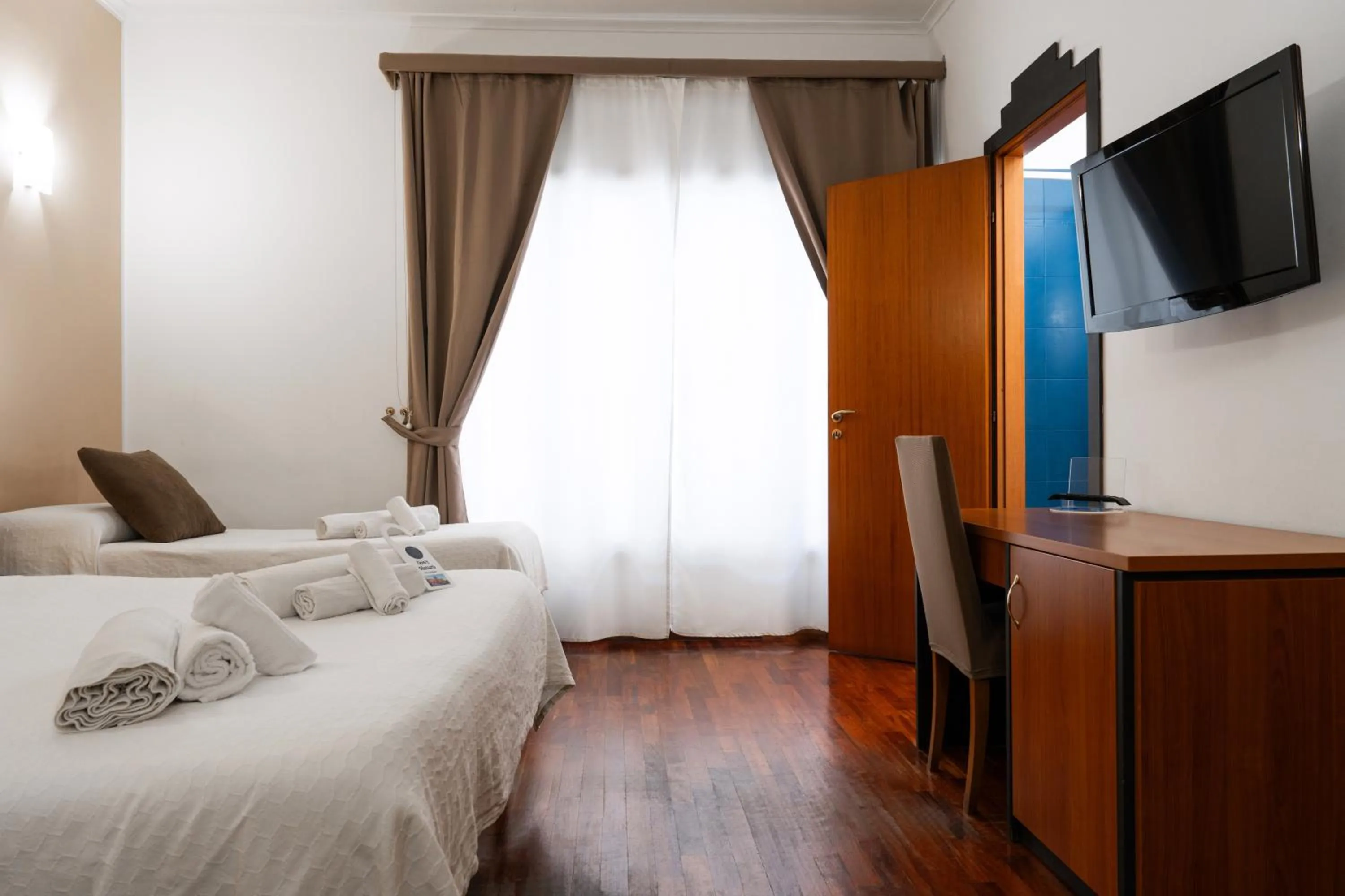 Bed in Hotel City Center