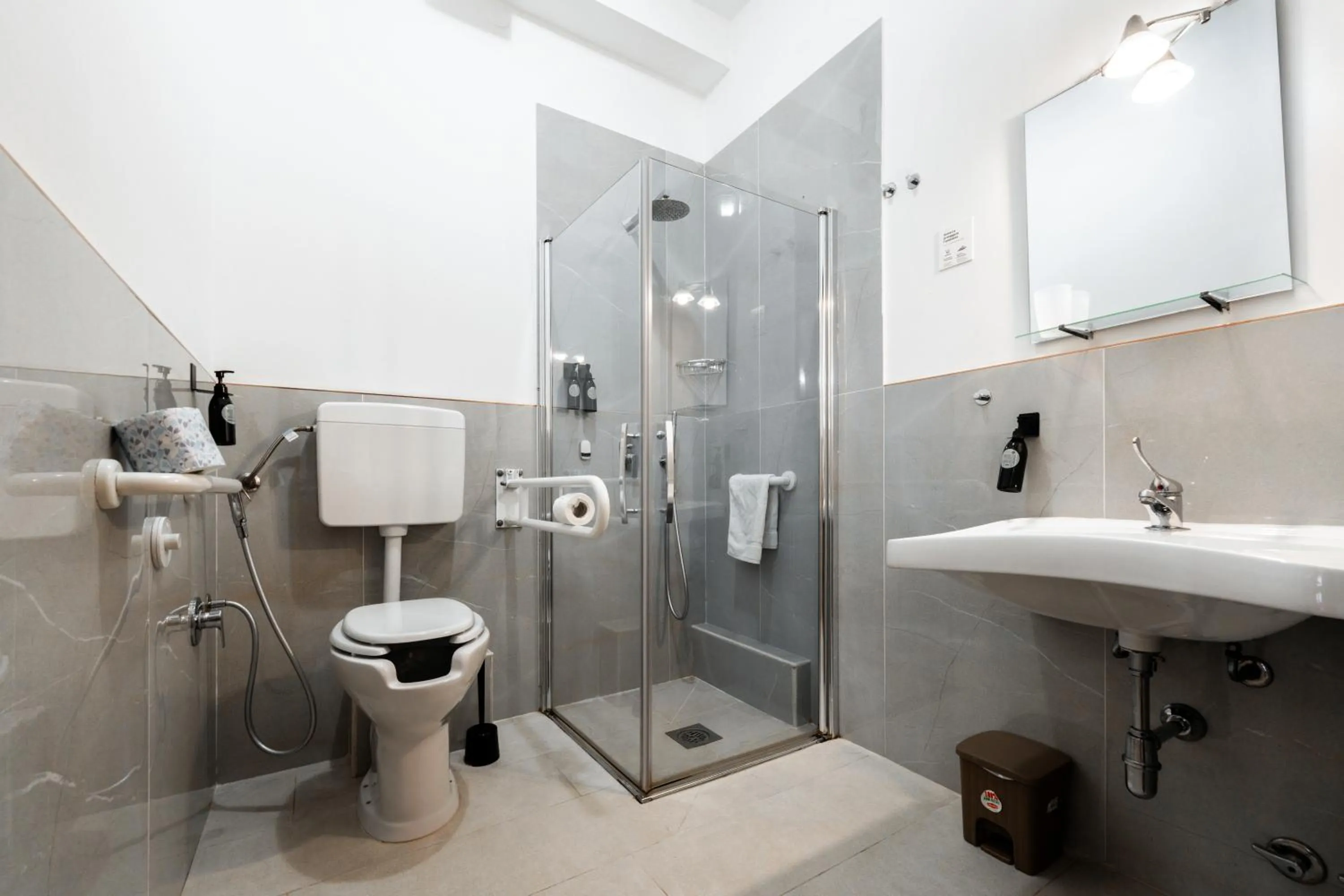 Bathroom in Hotel City Center