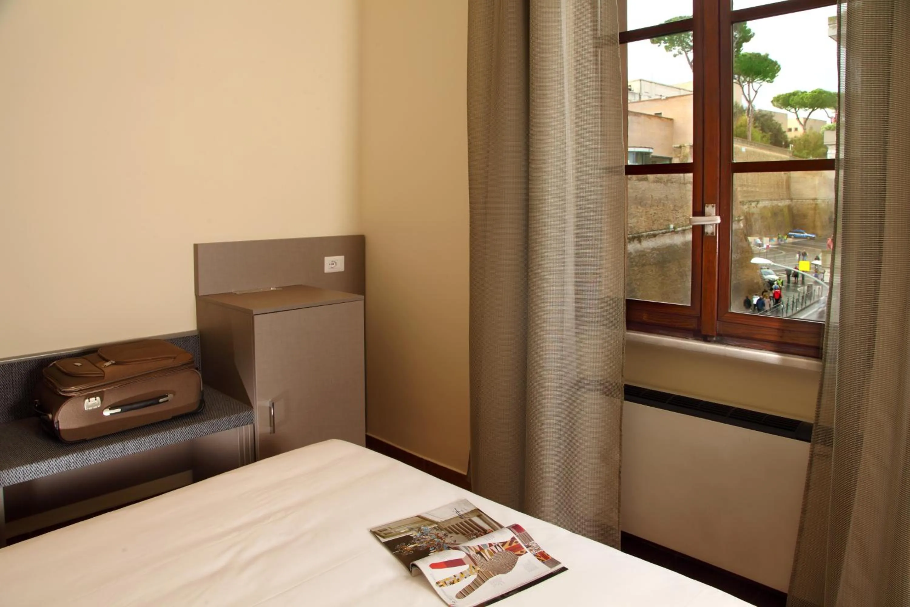 Other, Bed in Hearth Hotel