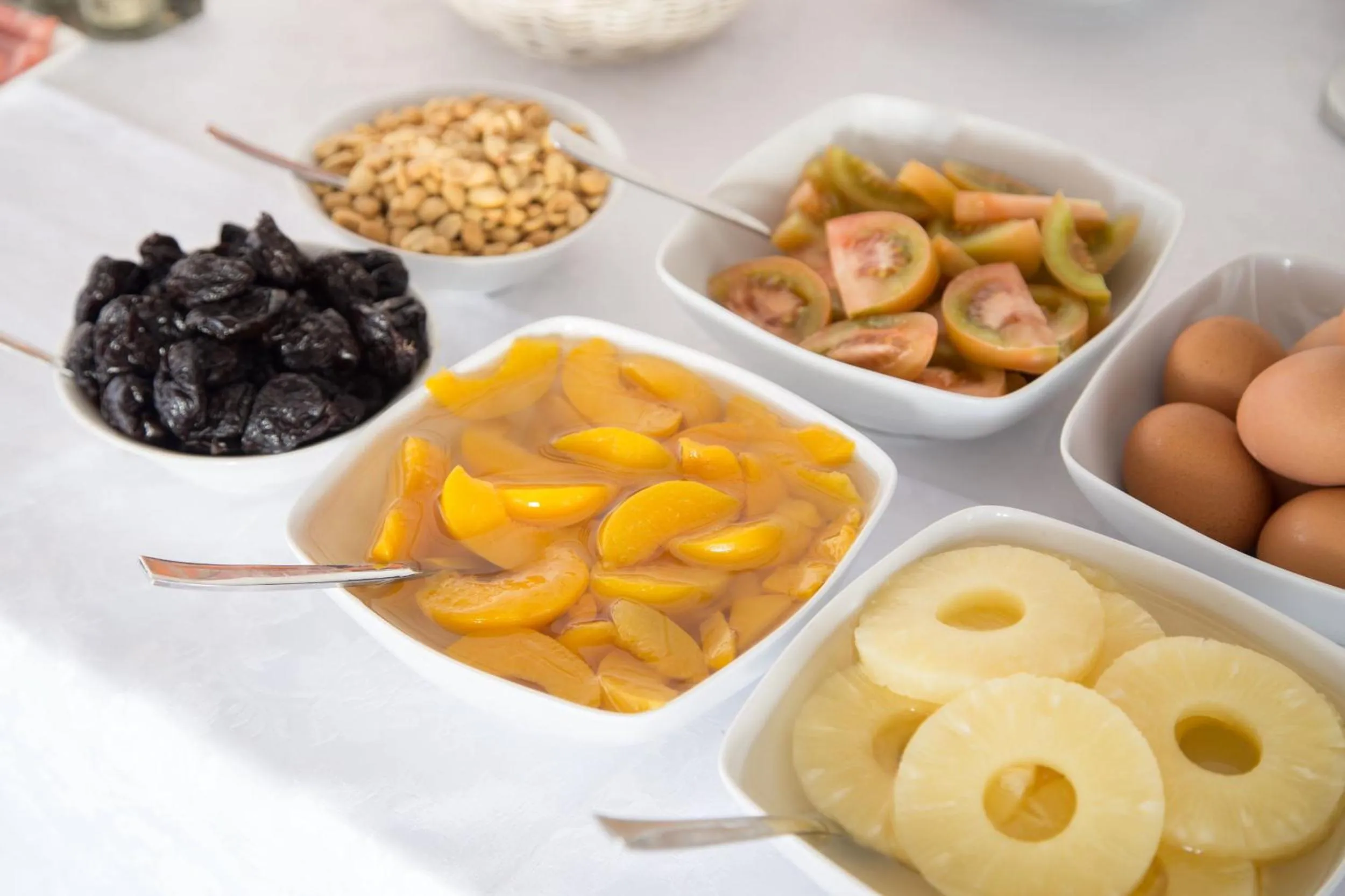 Restaurant/places to eat in Hearth Hotel