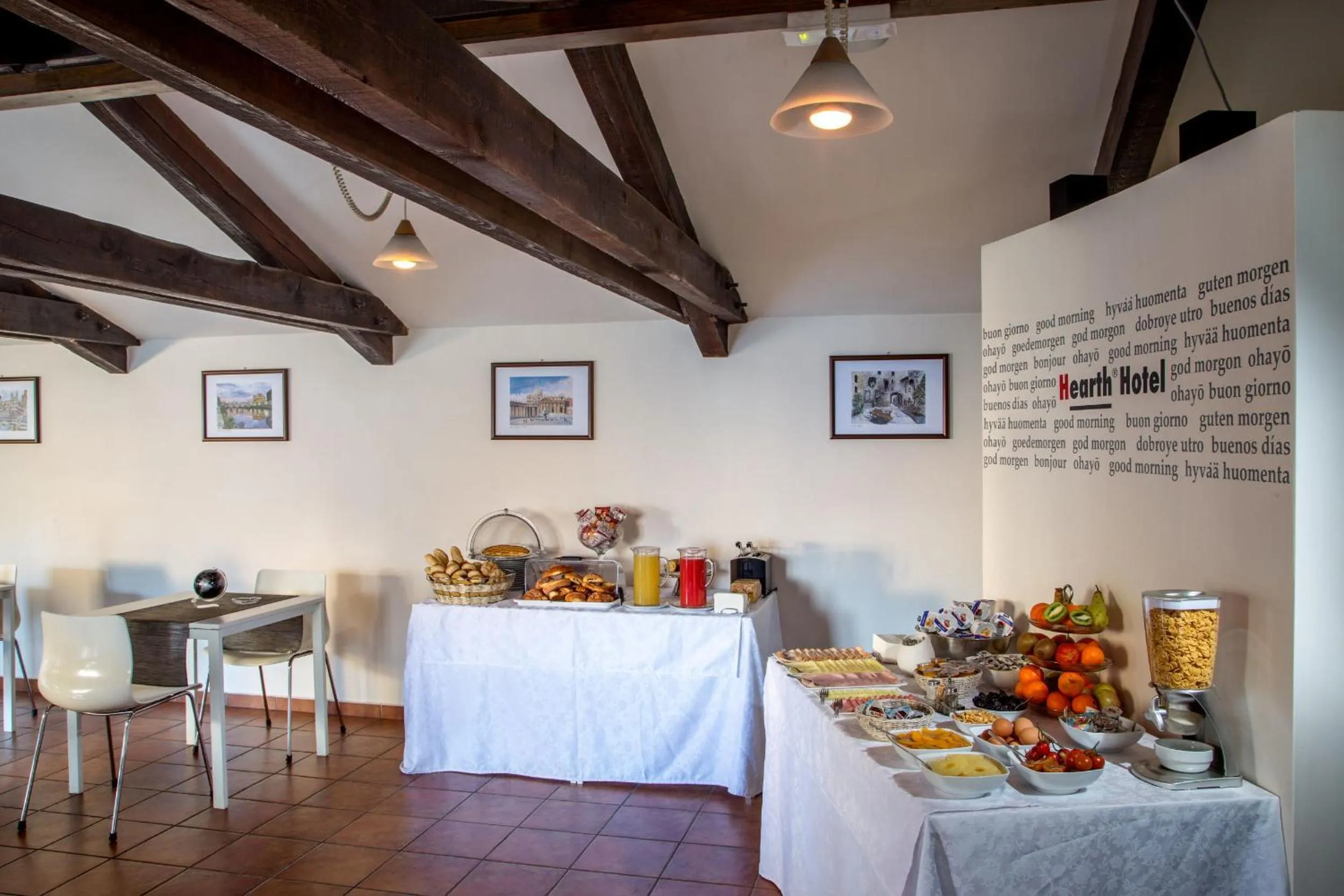 Restaurant/places to eat in Hearth Hotel