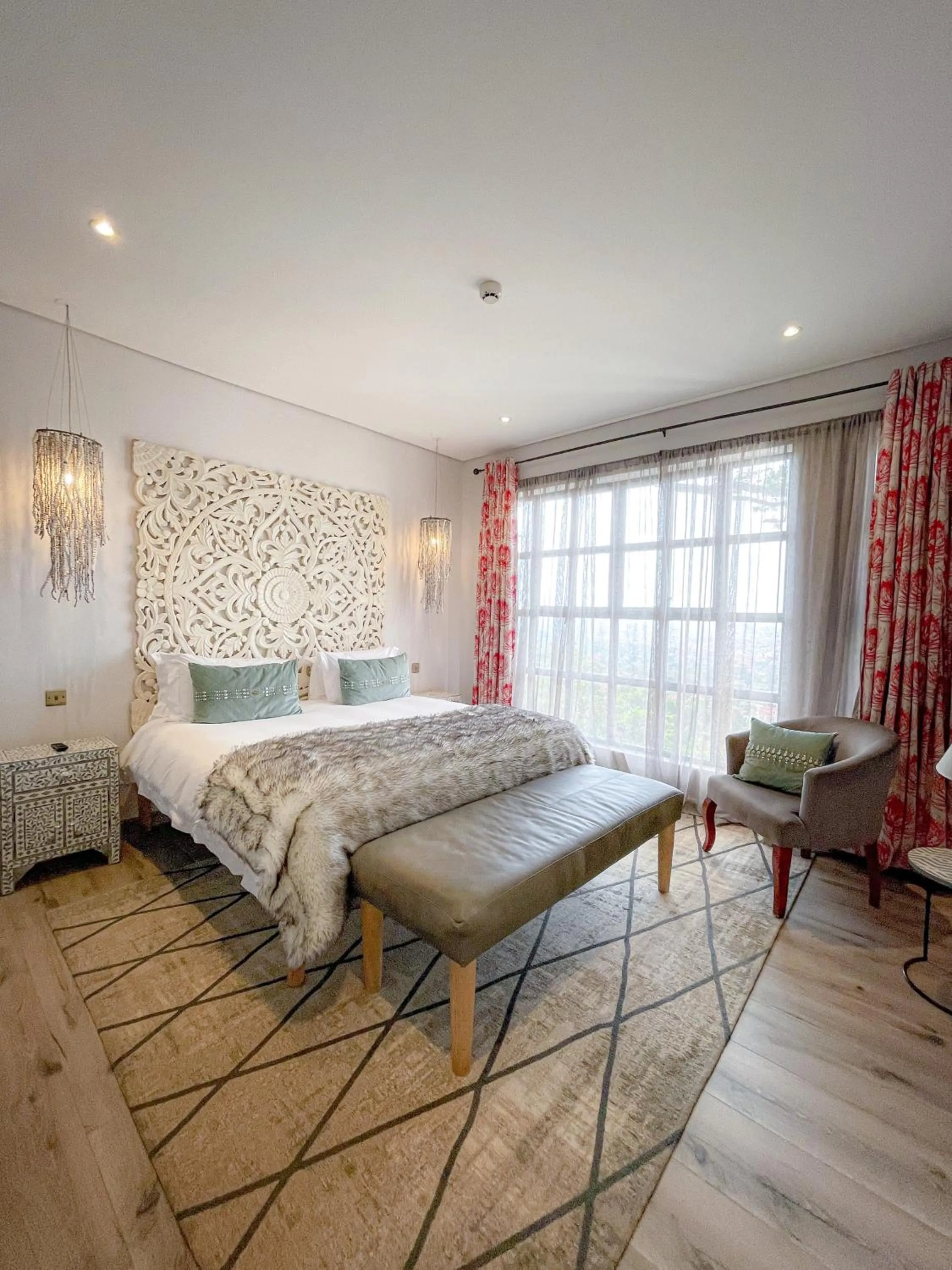 Bed in Latitude 0 Degrees