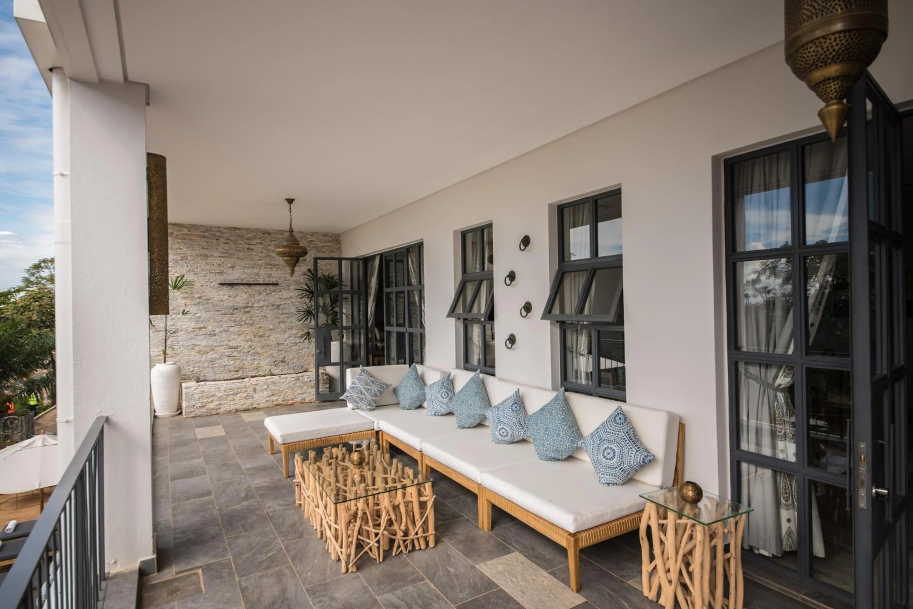 Balcony/Terrace in Latitude 0 Degrees