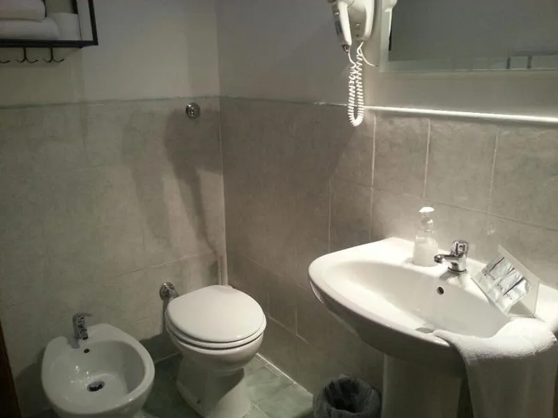 Bathroom in St. Peter Central Rooms B&B