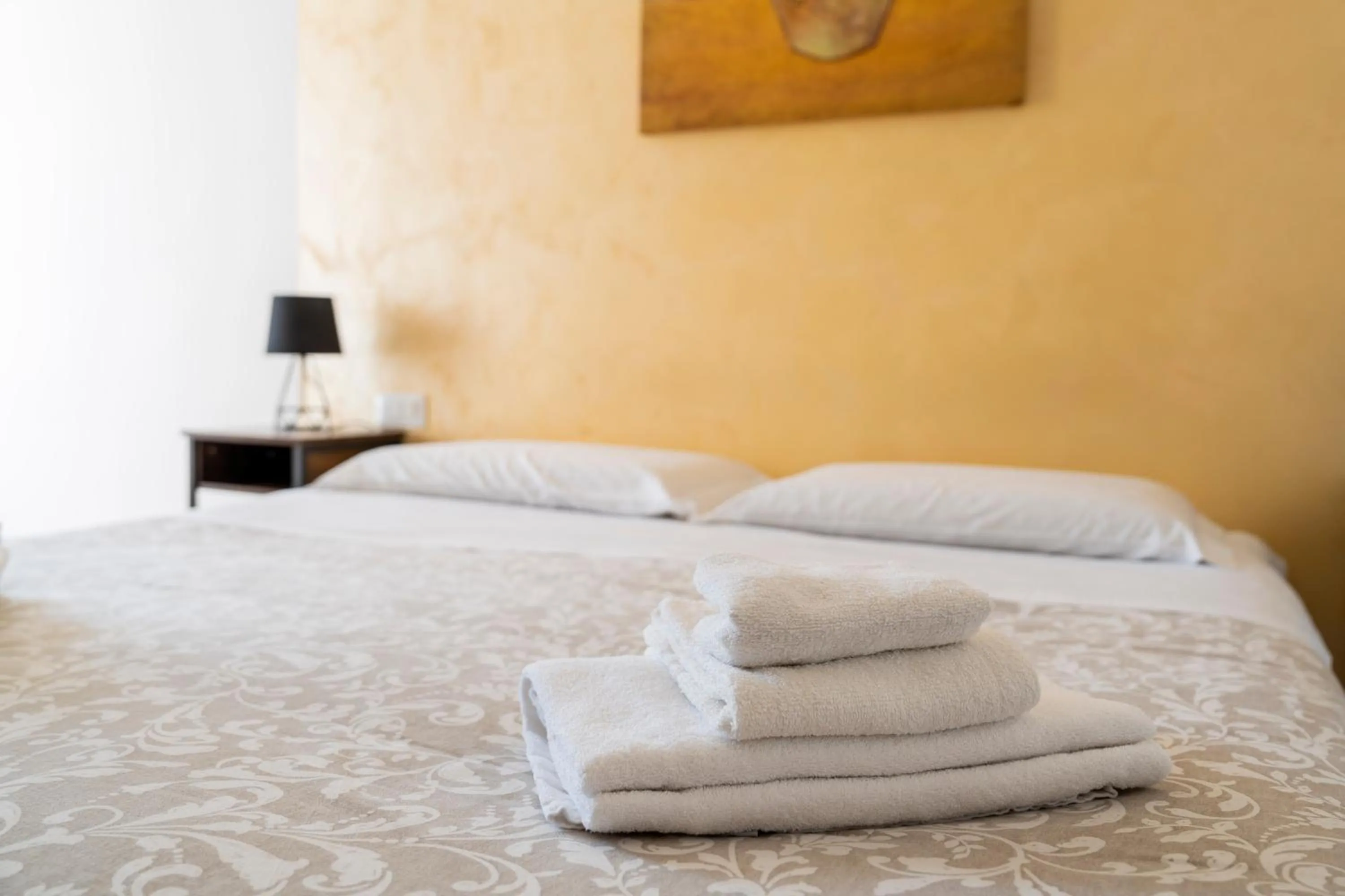 Bed in St. Peter Central Rooms B&B