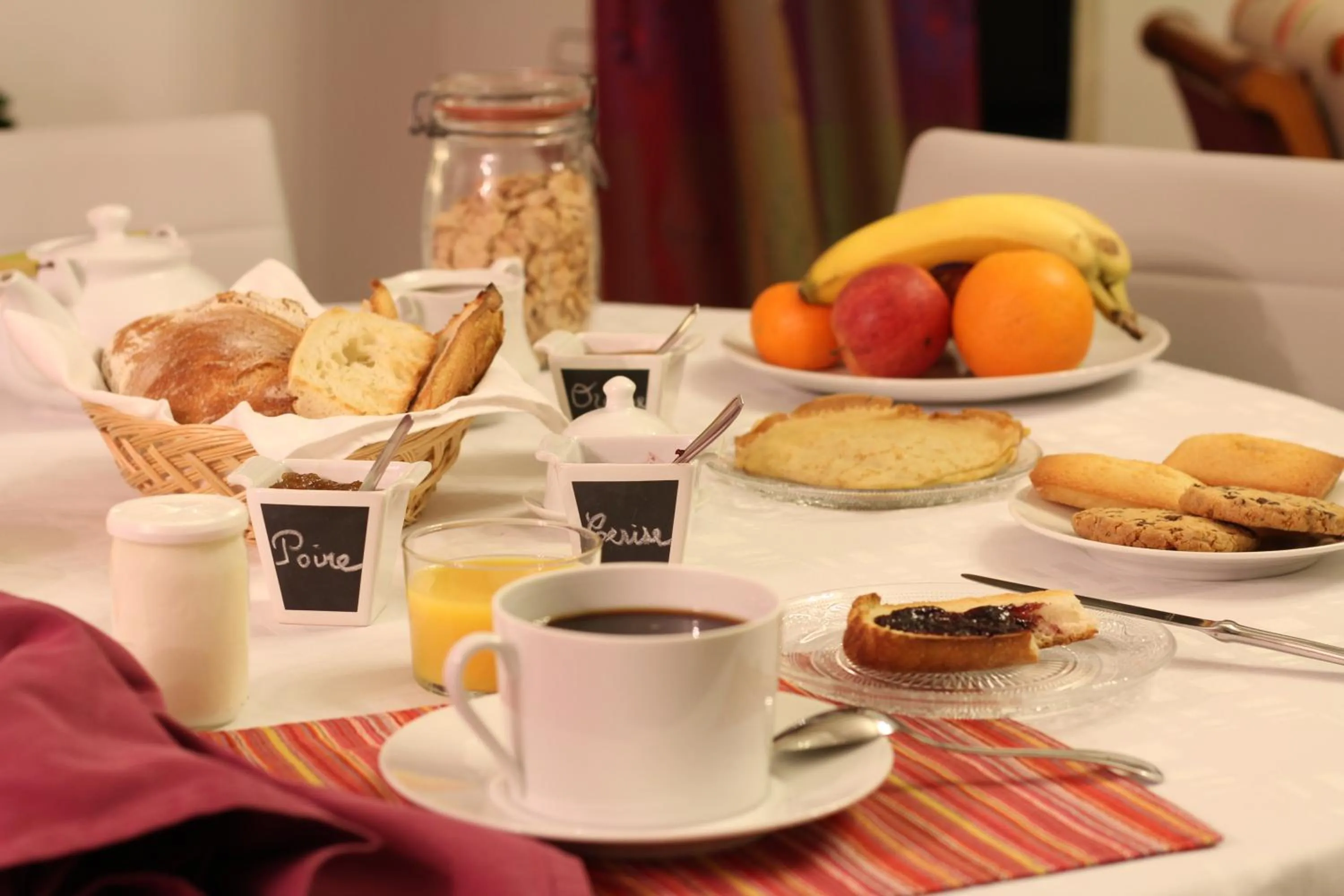 Breakfast in Maison d'Hôtes Canterou