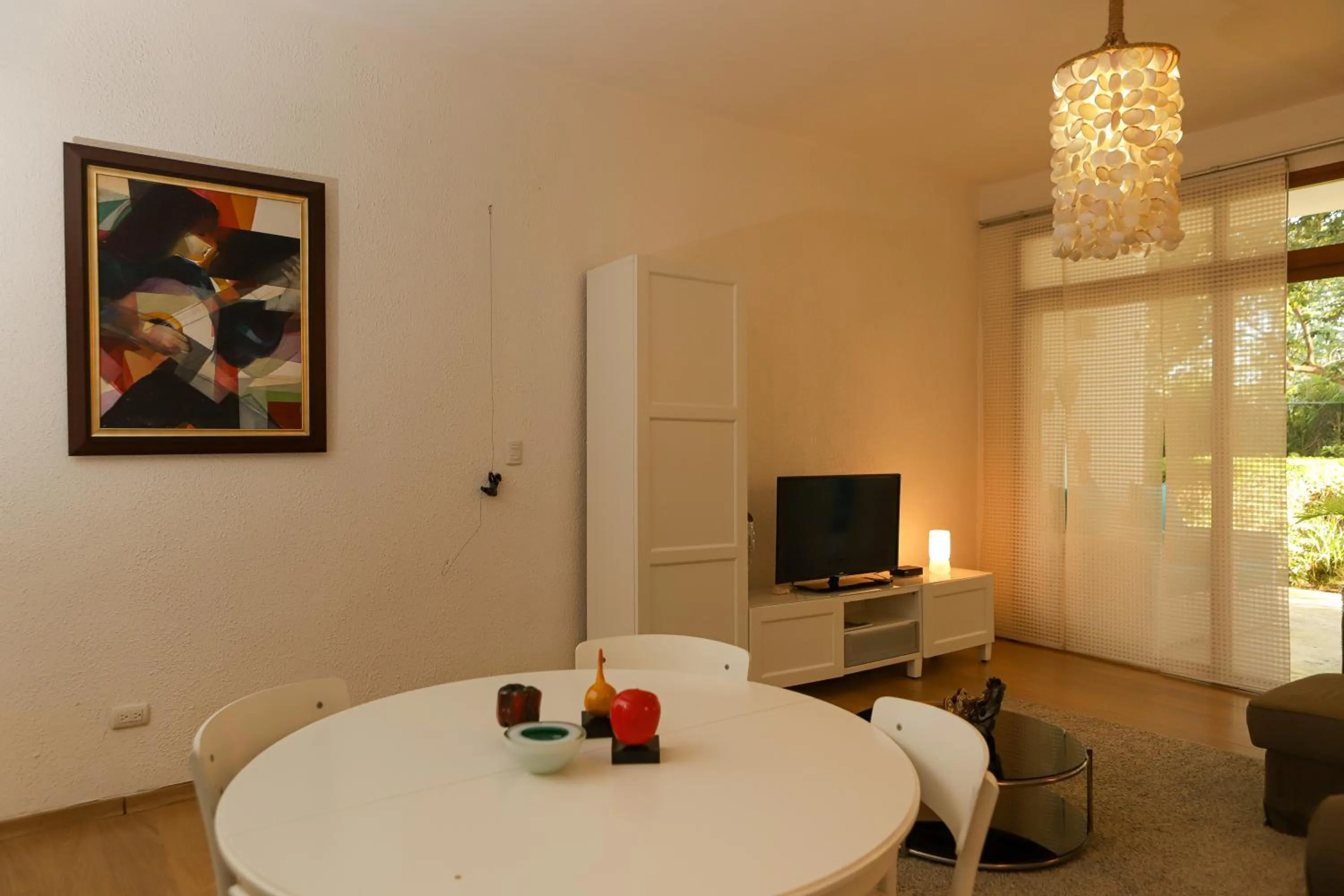 Sybaris Suites & Residences