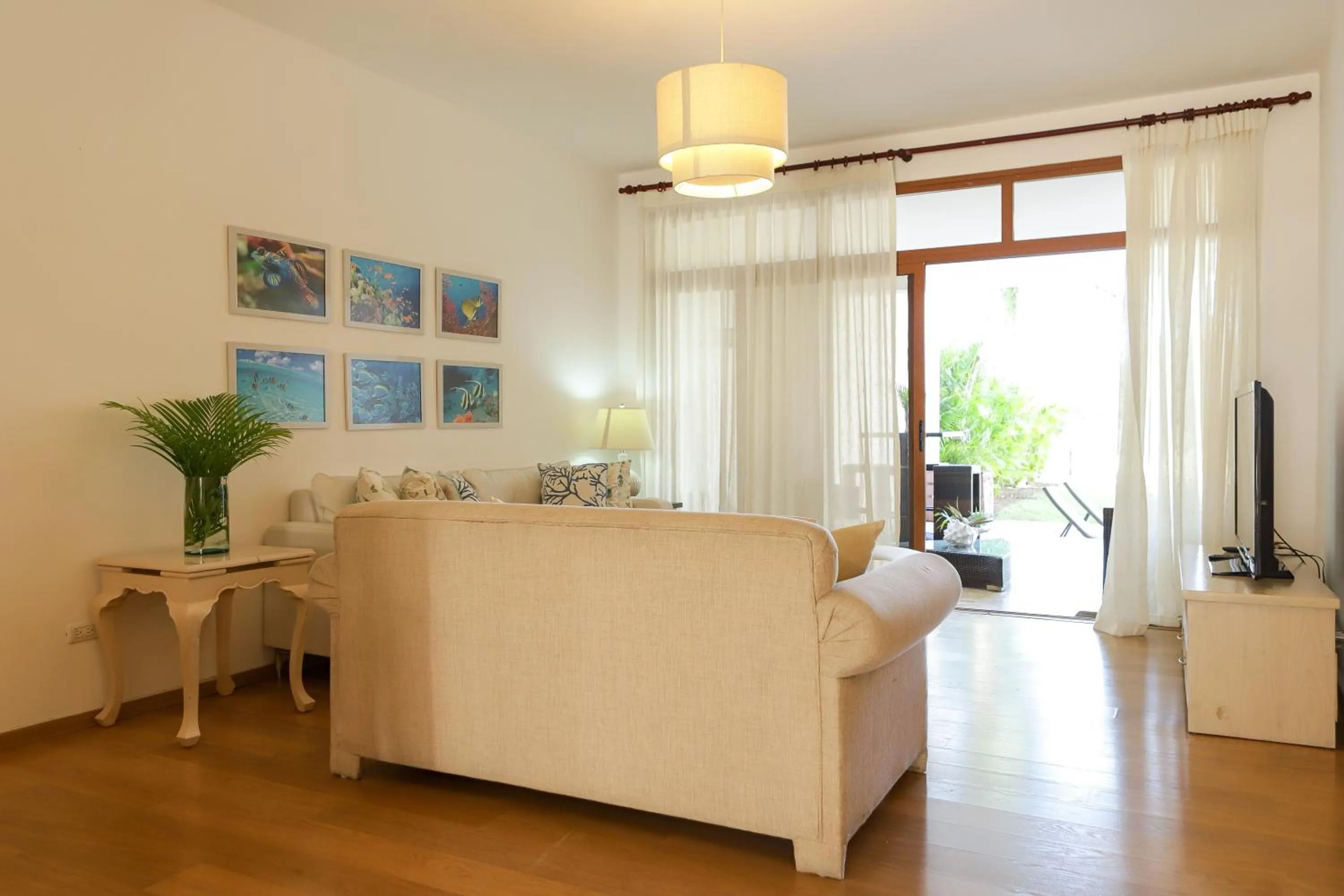 Sybaris Suites & Residences