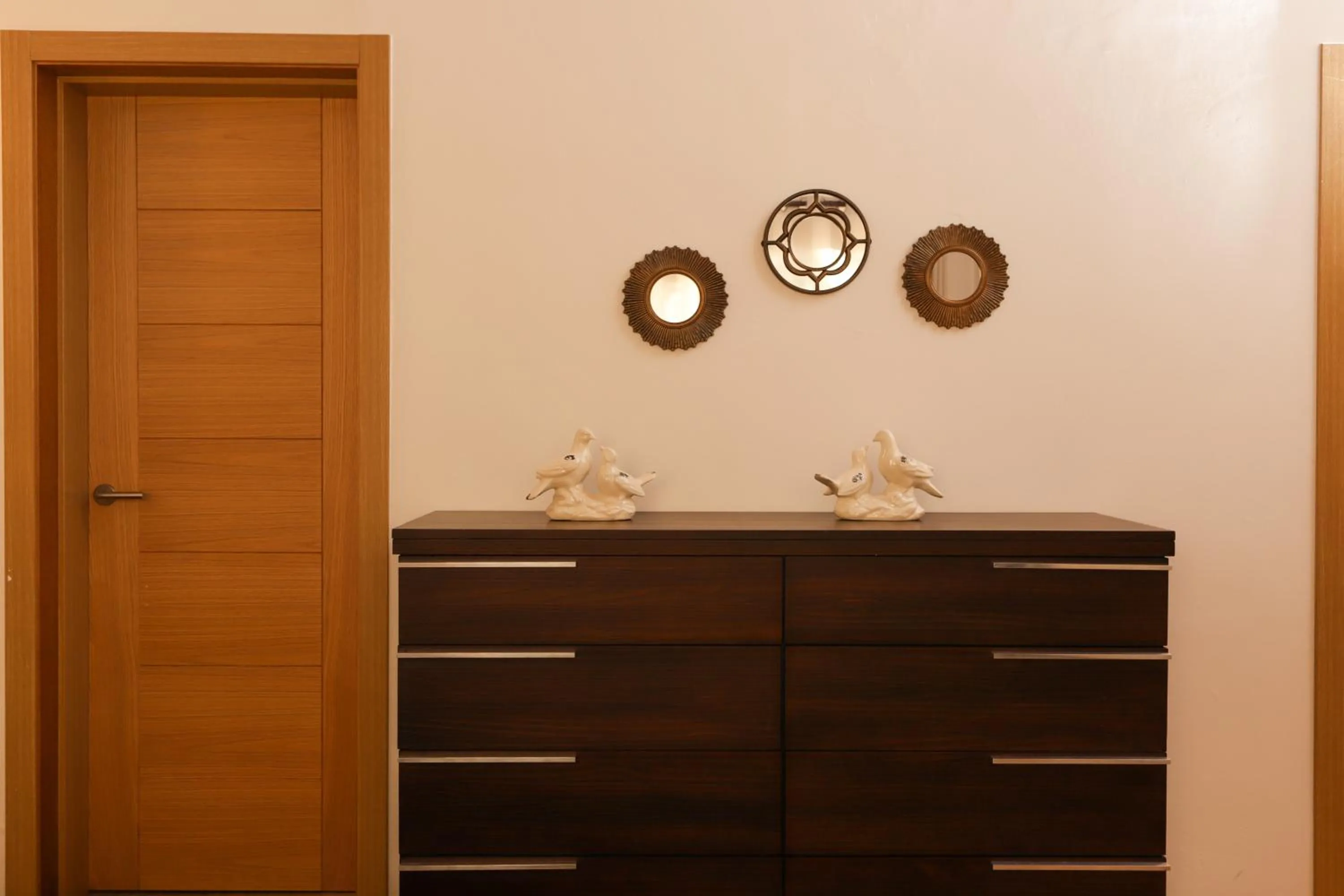 Sybaris Suites & Residences