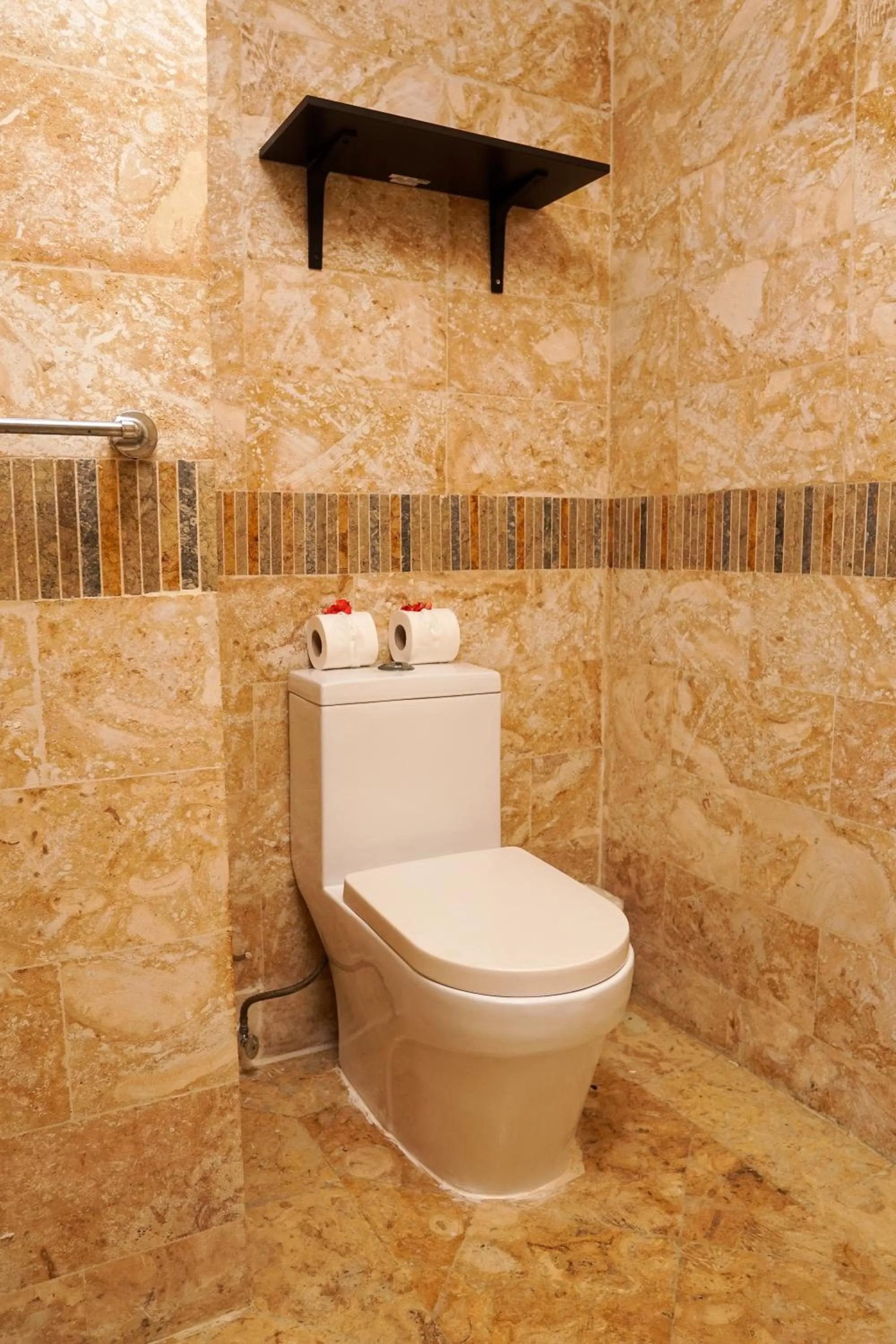 Sybaris Suites & Residences