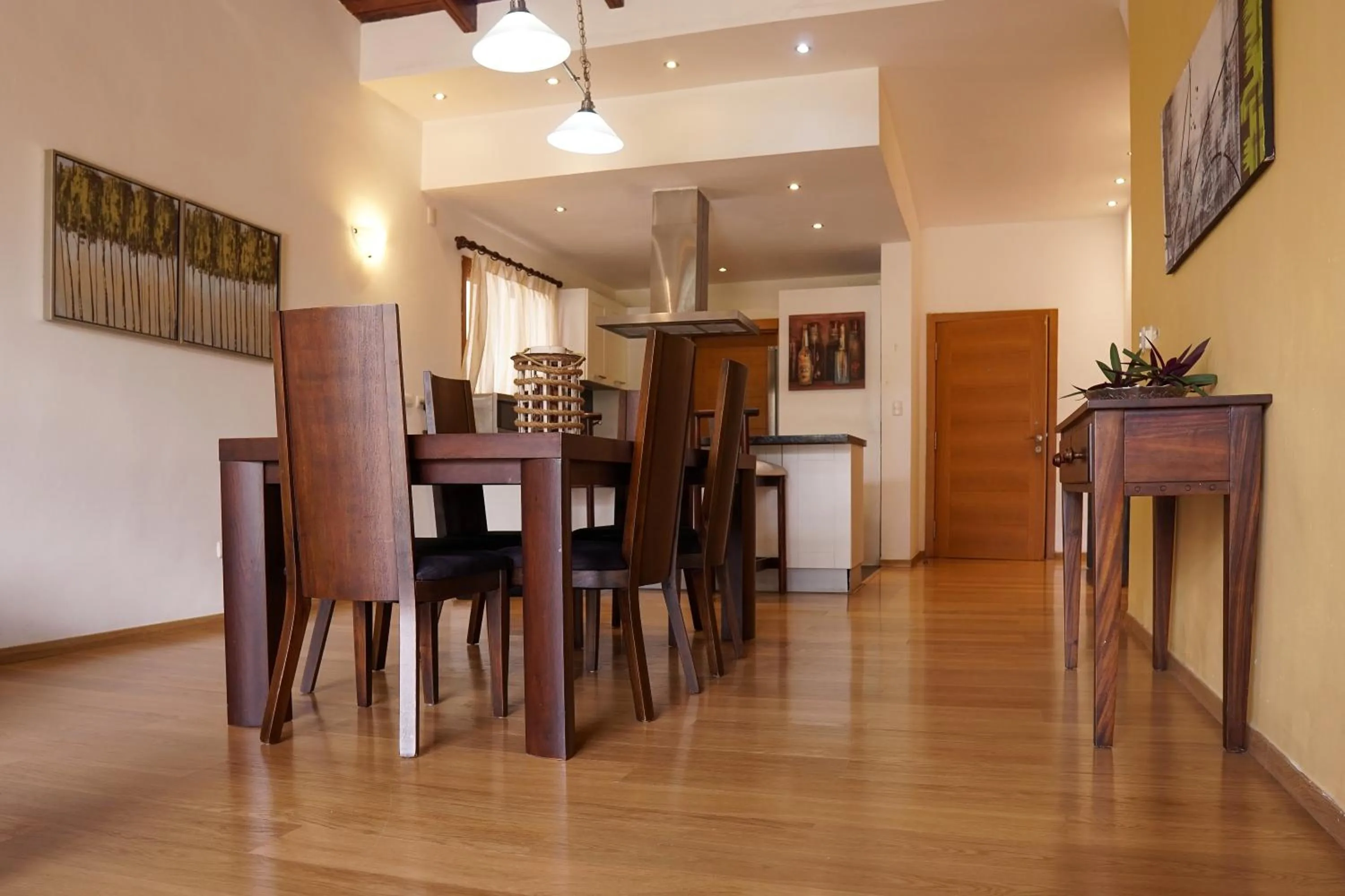 Sybaris Suites & Residences