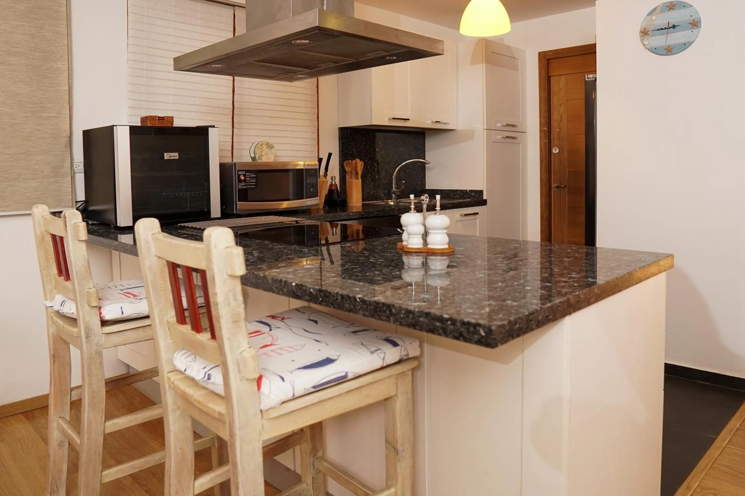 Sybaris Suites & Residences