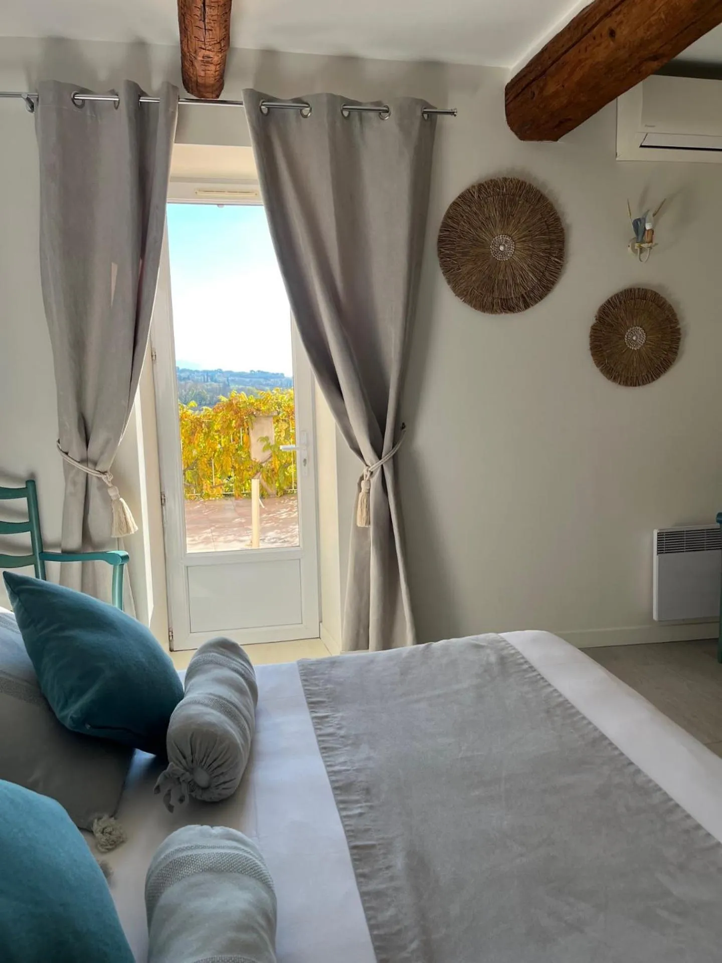 Bedroom, Bed in Logis Hôtel La Bastide des Monges