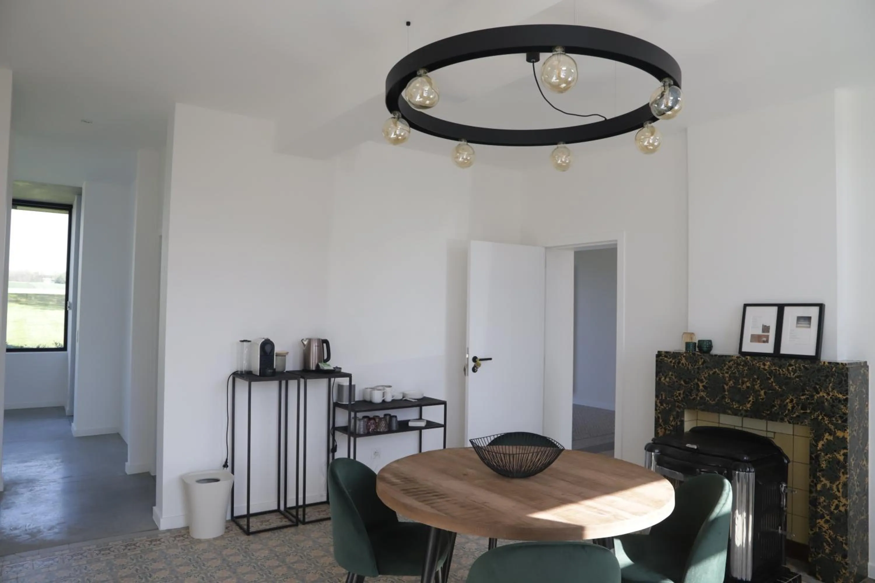 Lounge or bar in ma-tinée