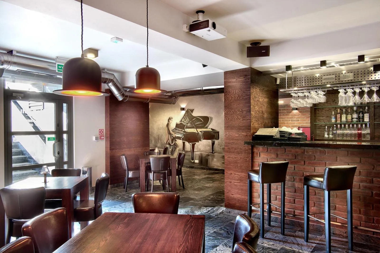 Restaurant/places to eat in BoutiqueHotel Aristo