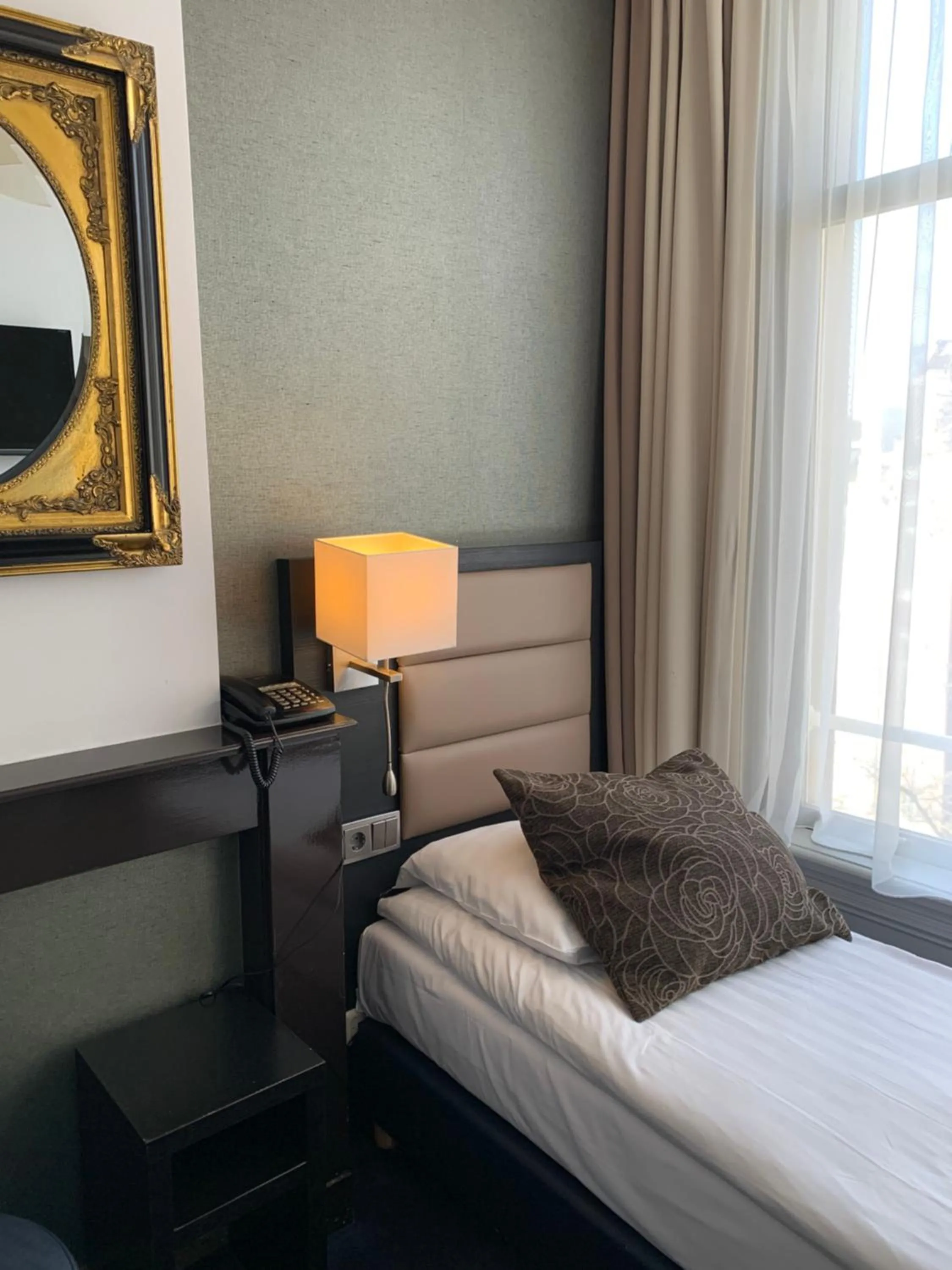 Bed in Hotel Clemens